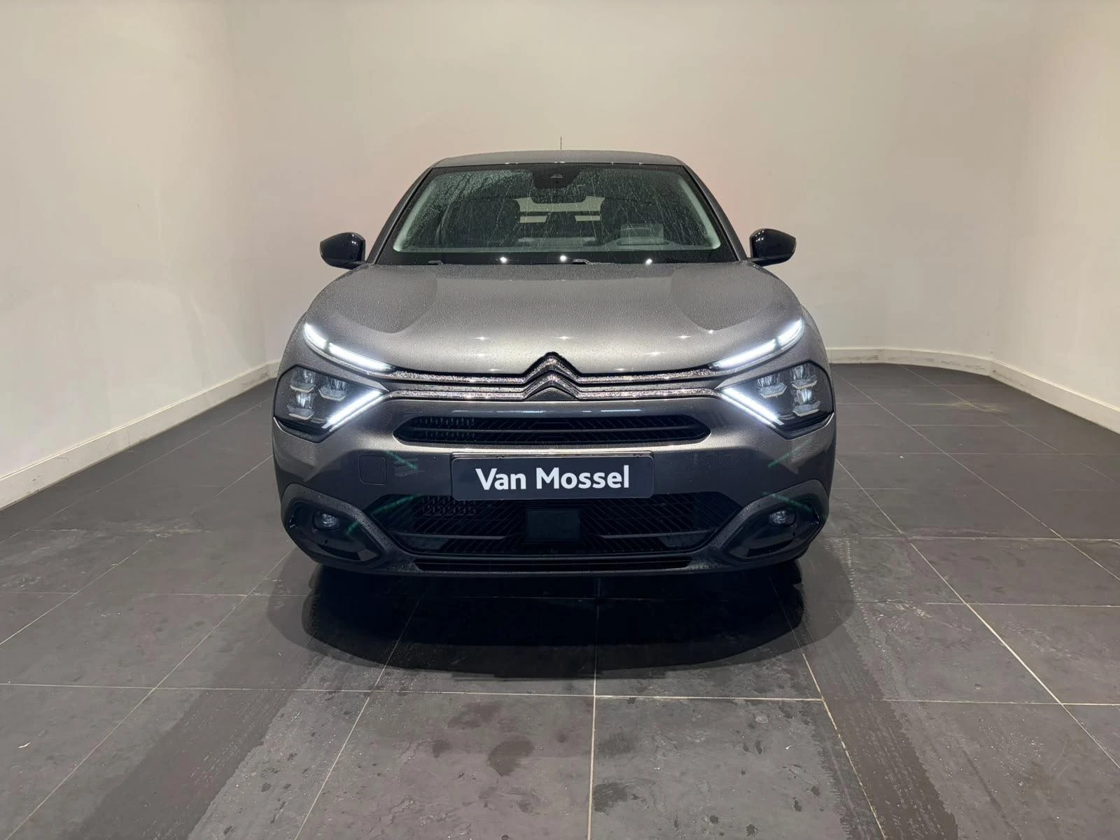Citroën-C4-image-1
