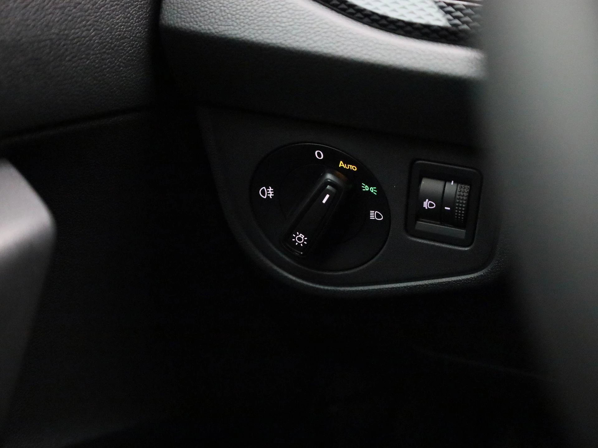 Volkswagen-Taigo-image-23