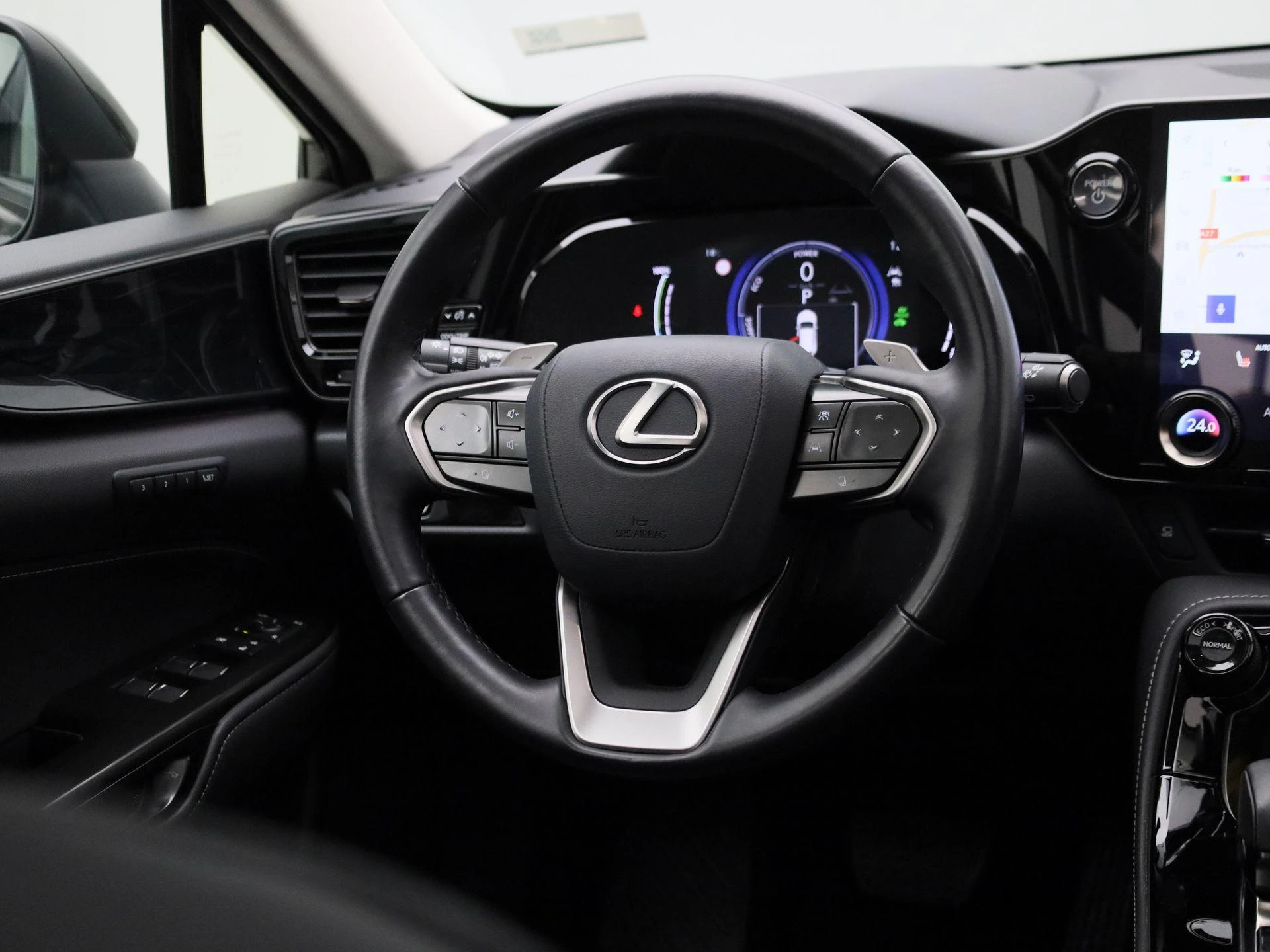Lexus-NX-image-8