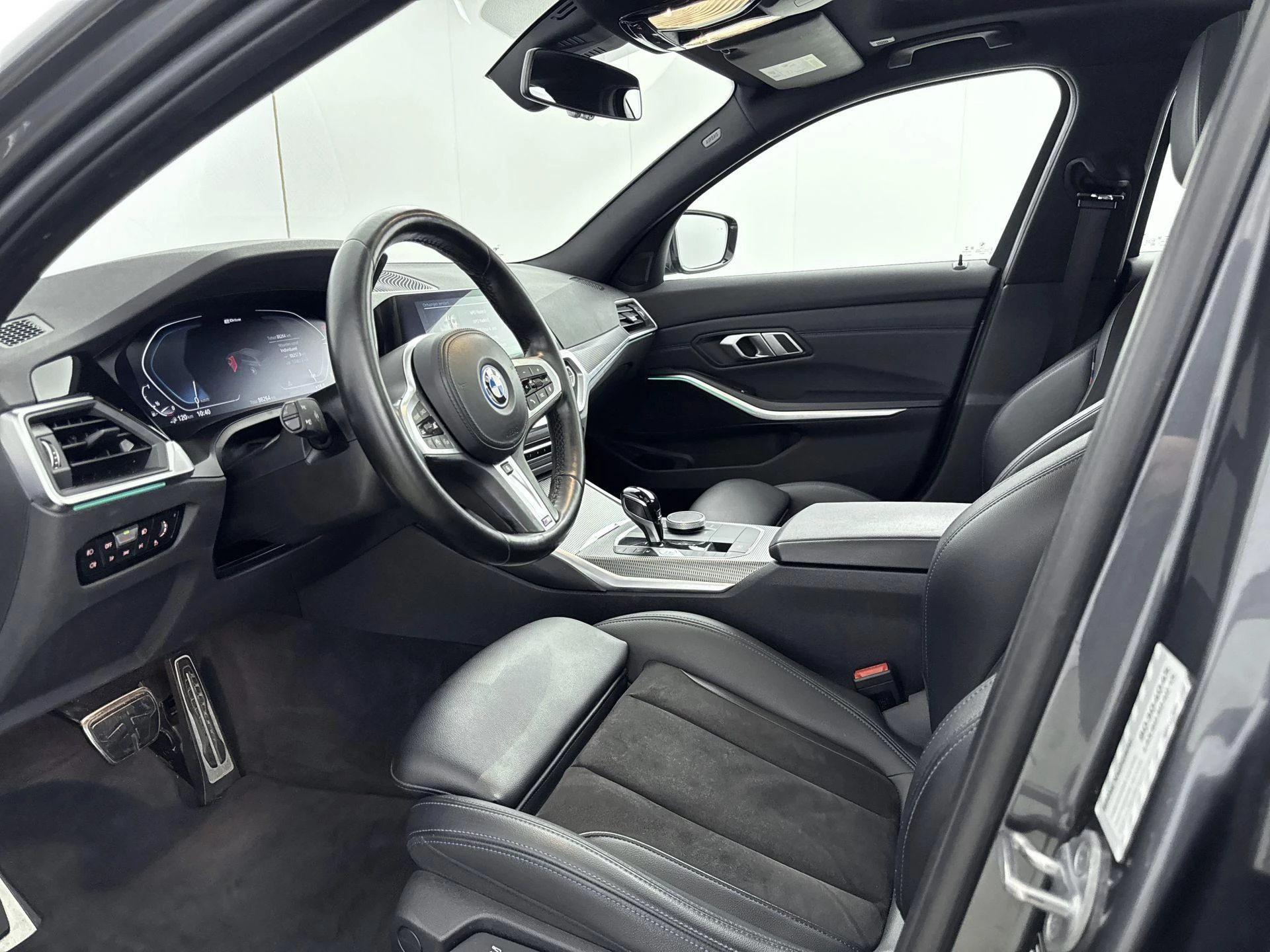 BMW-3 Serie-image-7