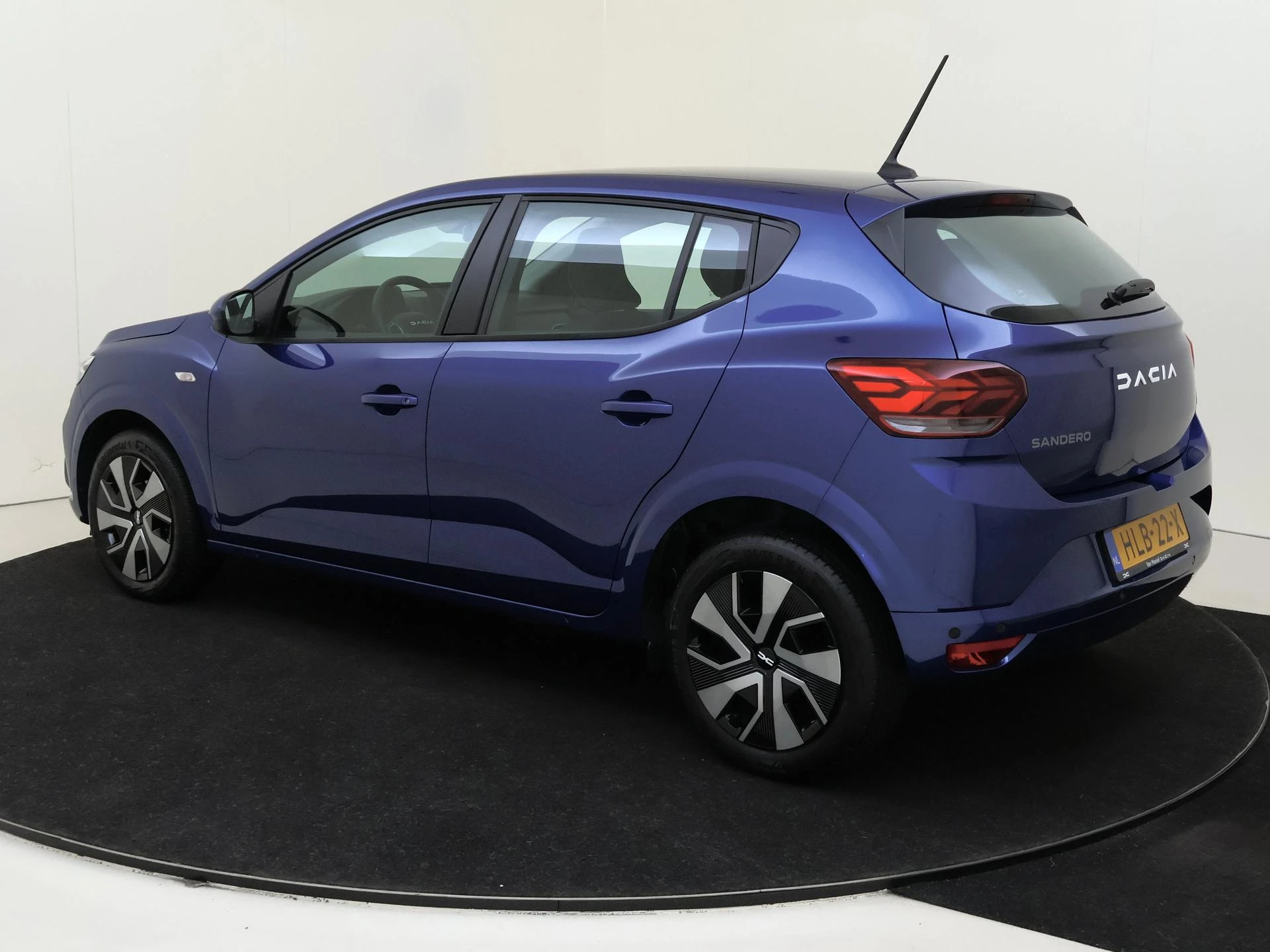 Dacia-Sandero-image-2