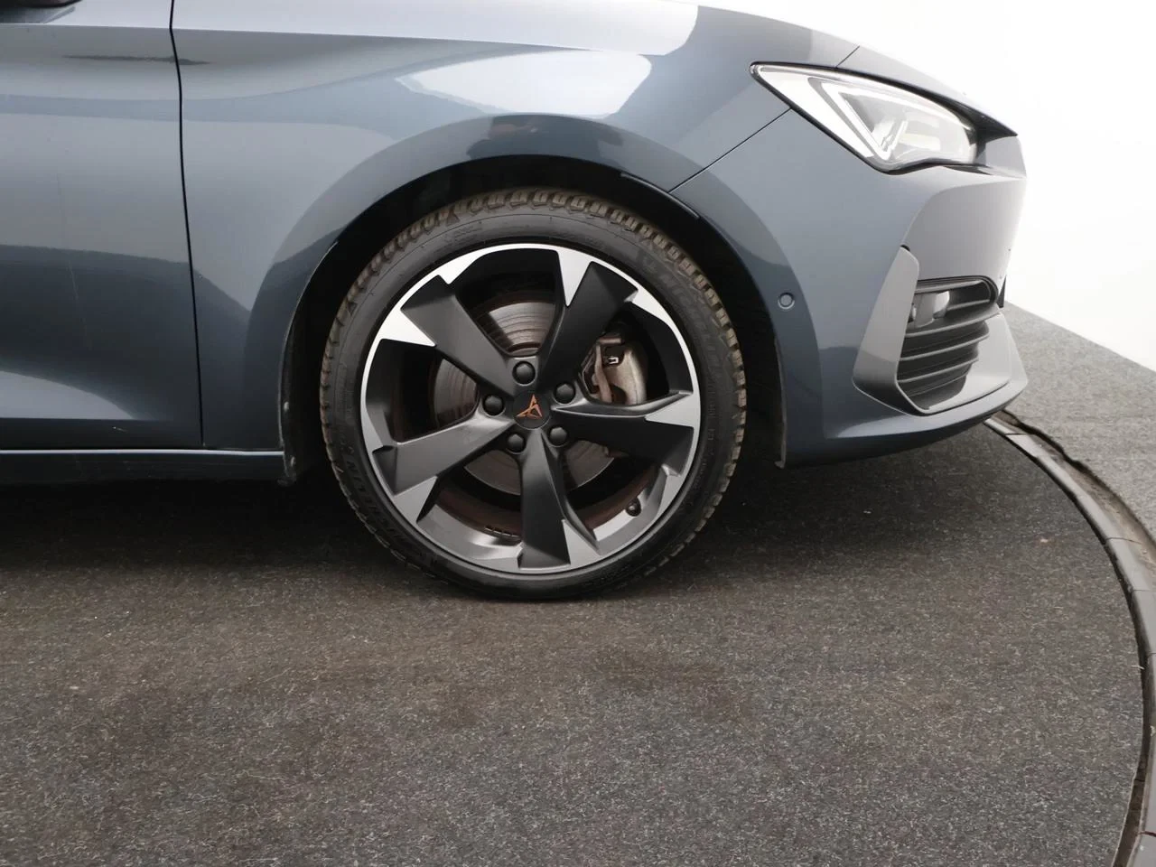 CUPRA Leon Sportstourer ST e-Hybrid (PHEV) Leon Break PHEV 1.4e-HYBRID 204PK *AUTOMAAT*LEDER*SPORTZETELS*CAMERA*PDC*NAVI*APP-CONNECT*ACC*...*