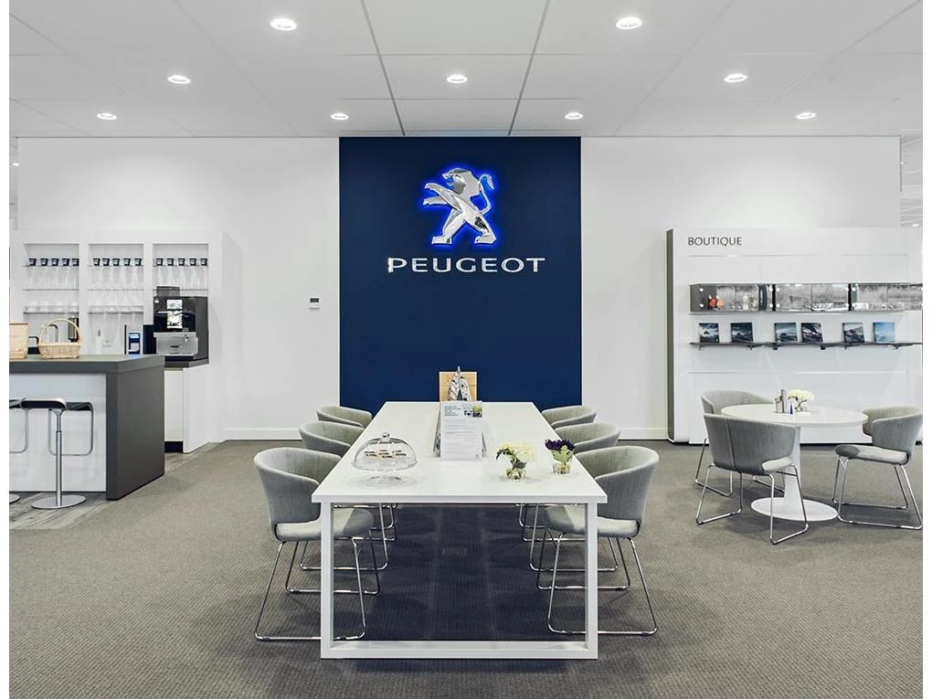 Peugeot-e-208-image-16