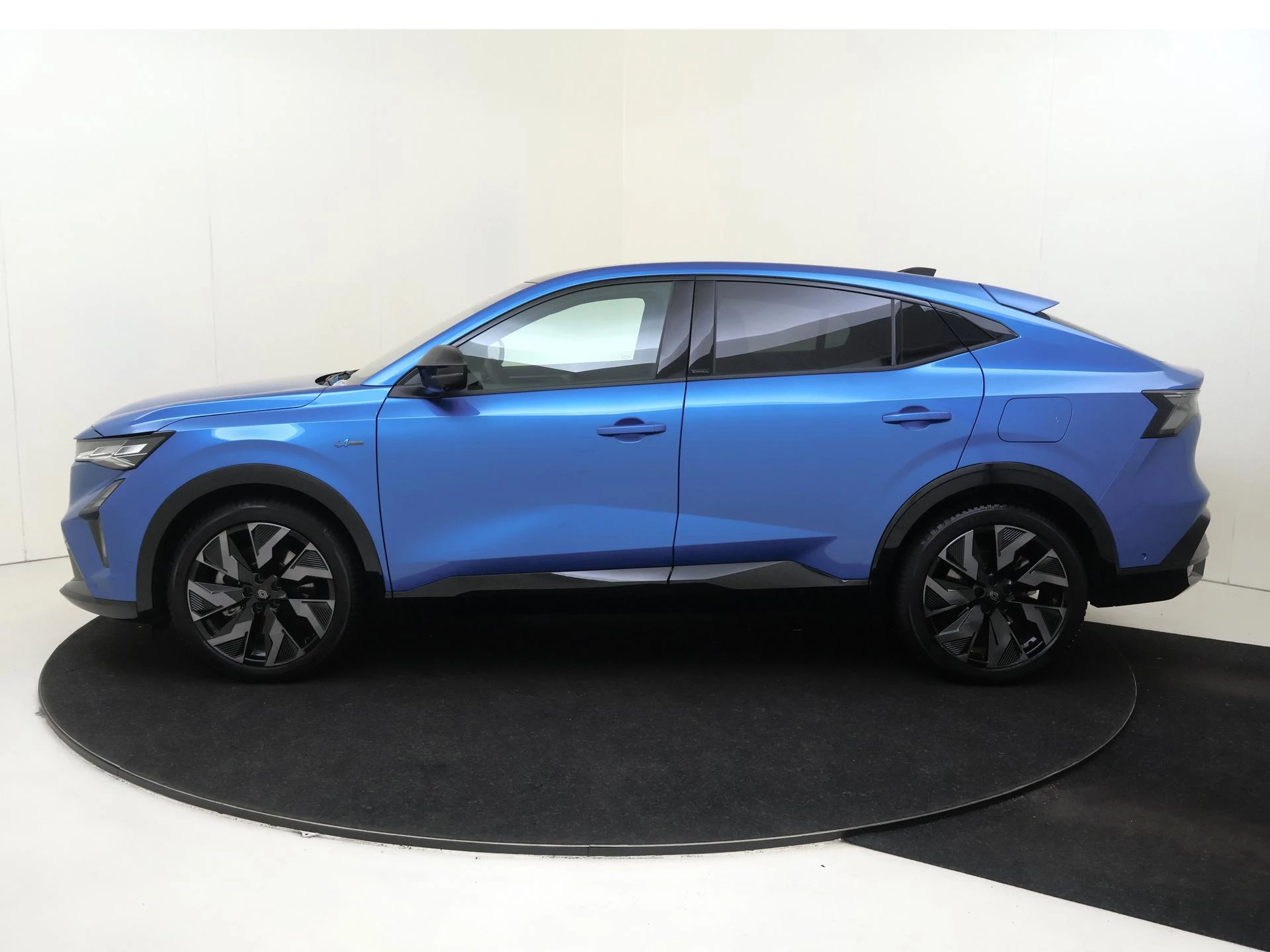 Renault-Rafale-image-7