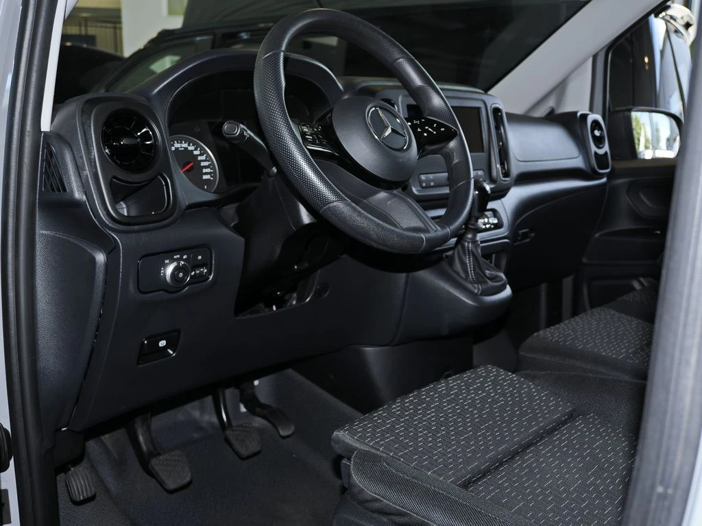 Mercedes-Benz-Vito 116-image-6