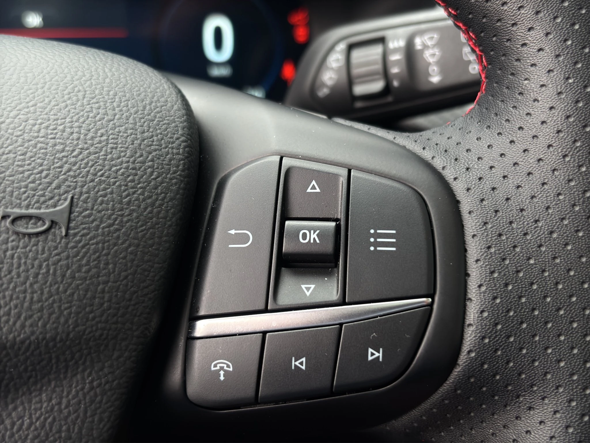 Ford-Kuga-image-21