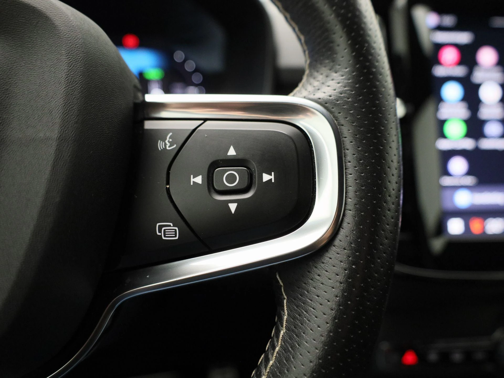 Volvo-XC40-image-19