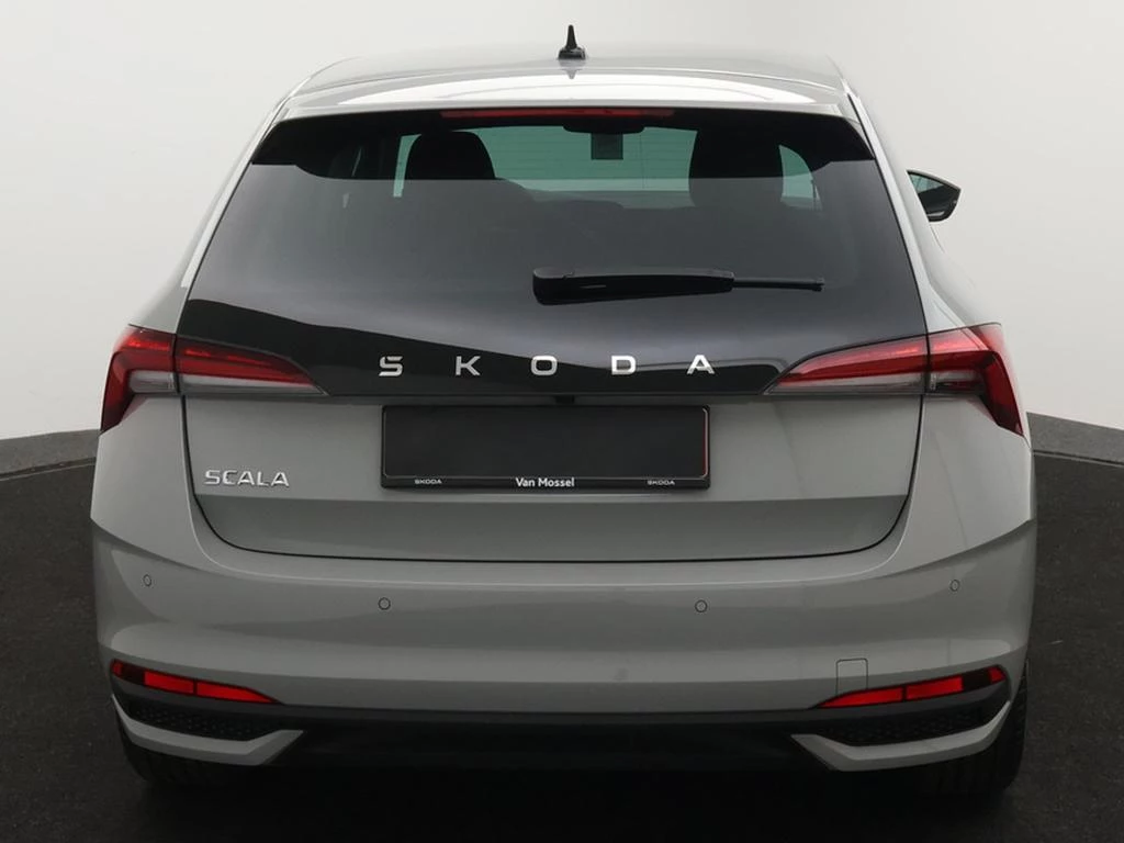 Škoda-Scala-image-5