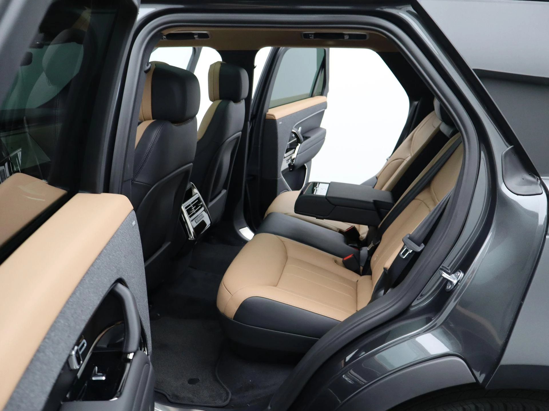 Land Rover-Range Rover Sport-image-12