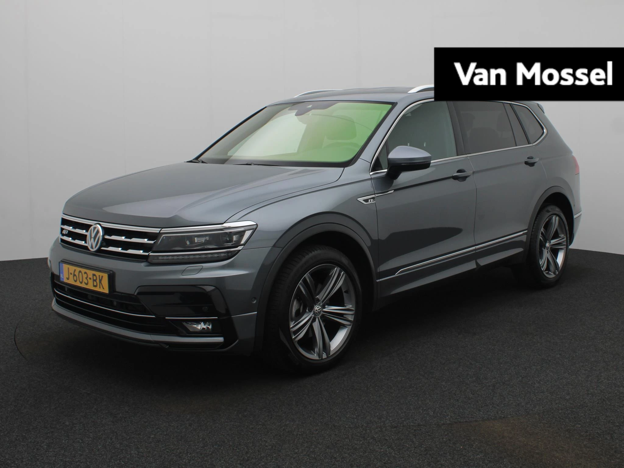 Volkswagen-Tiguan Allspace-image-0
