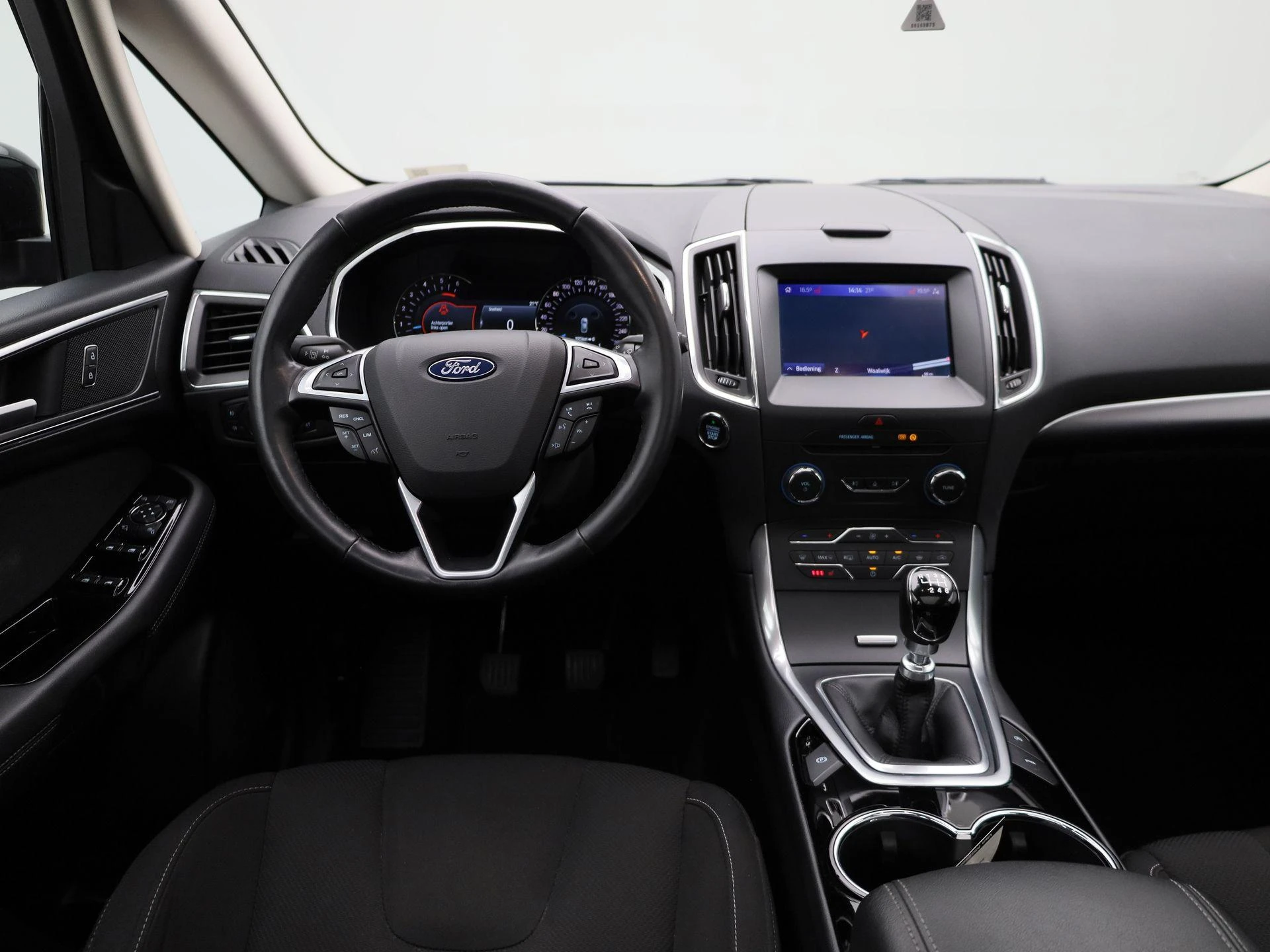 Ford-S-Max-image-6