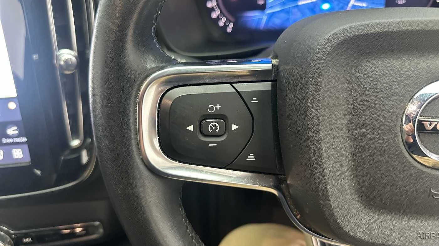 Volvo-XC40-image-18