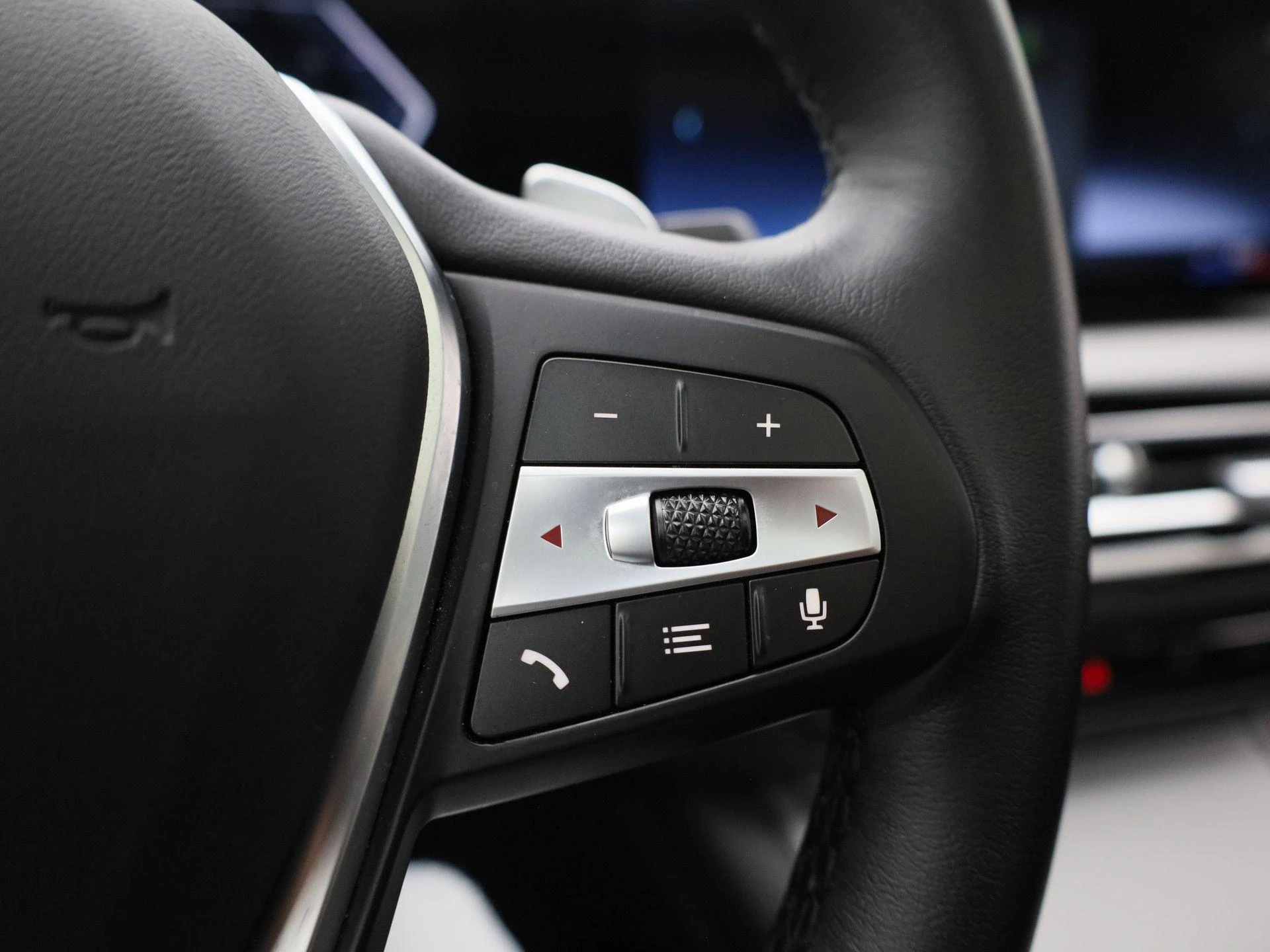 BMW-3 Serie-image-19