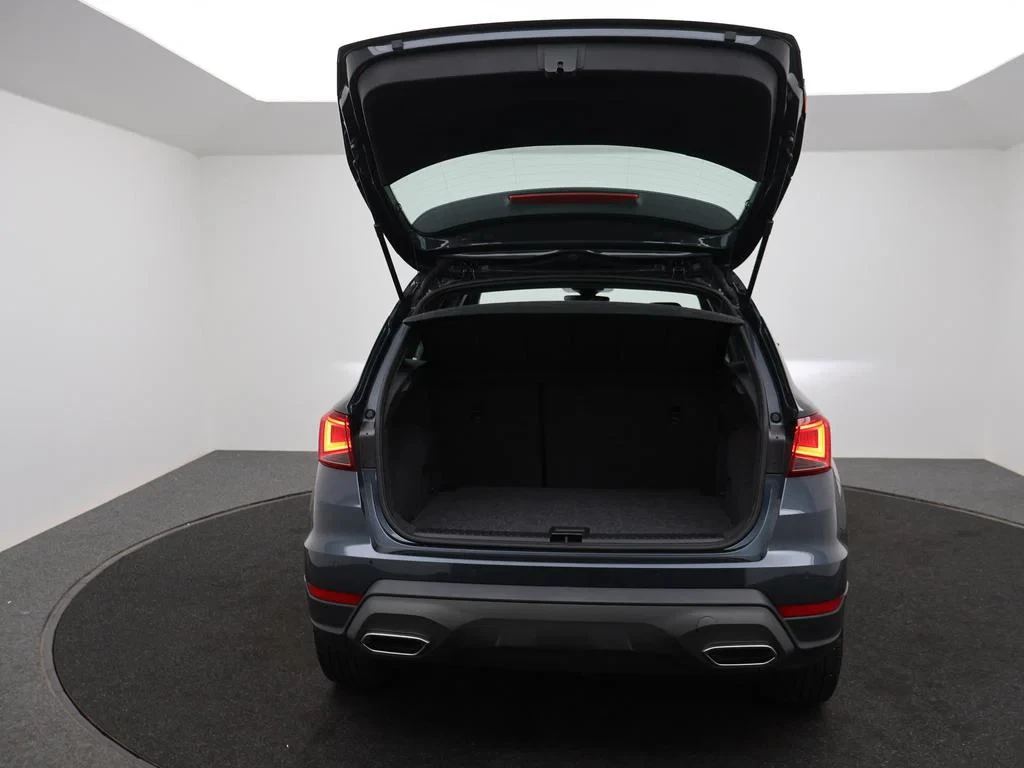 SEAT-Arona-image-16