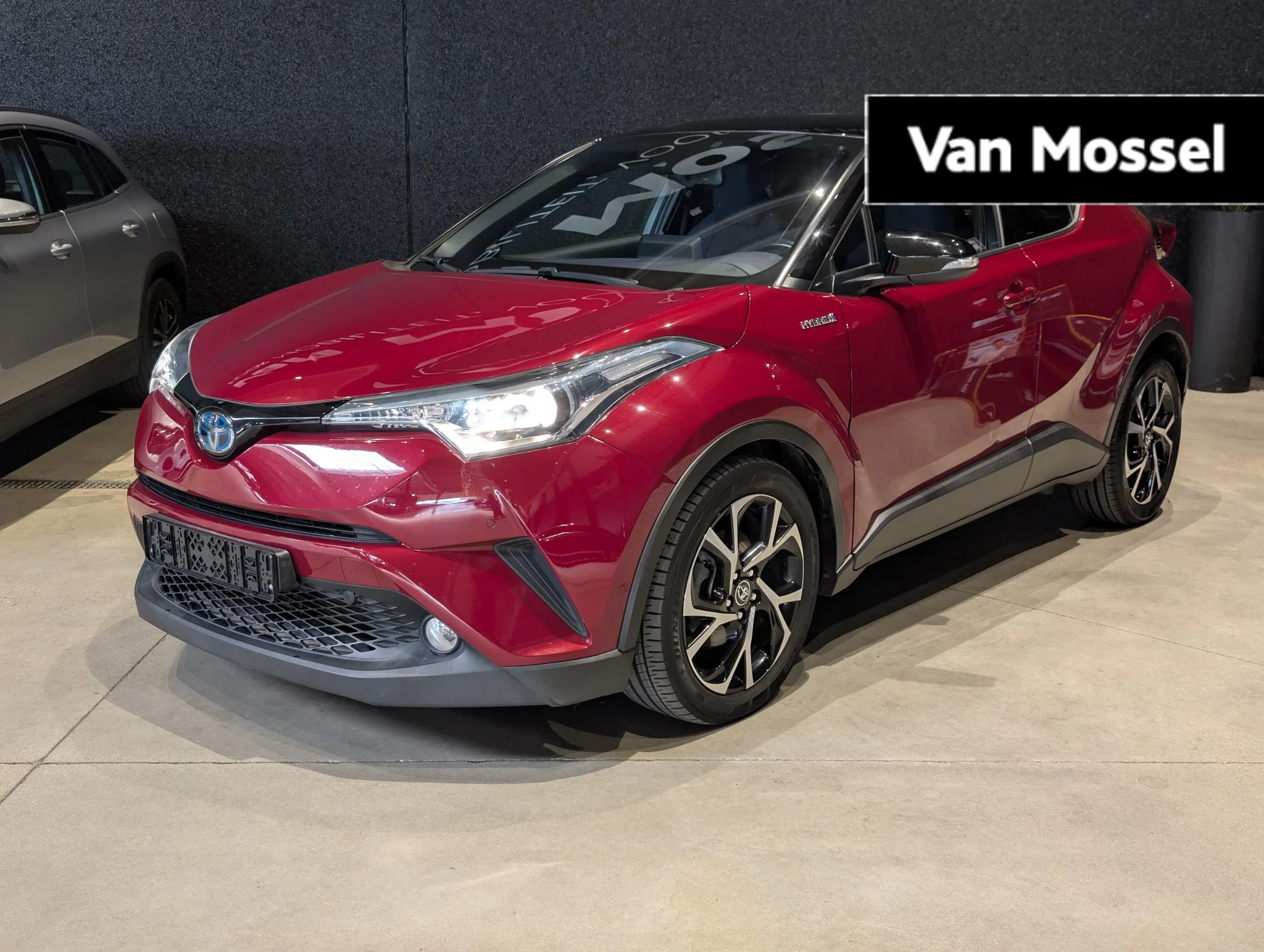 Toyota-C-HR-image-0