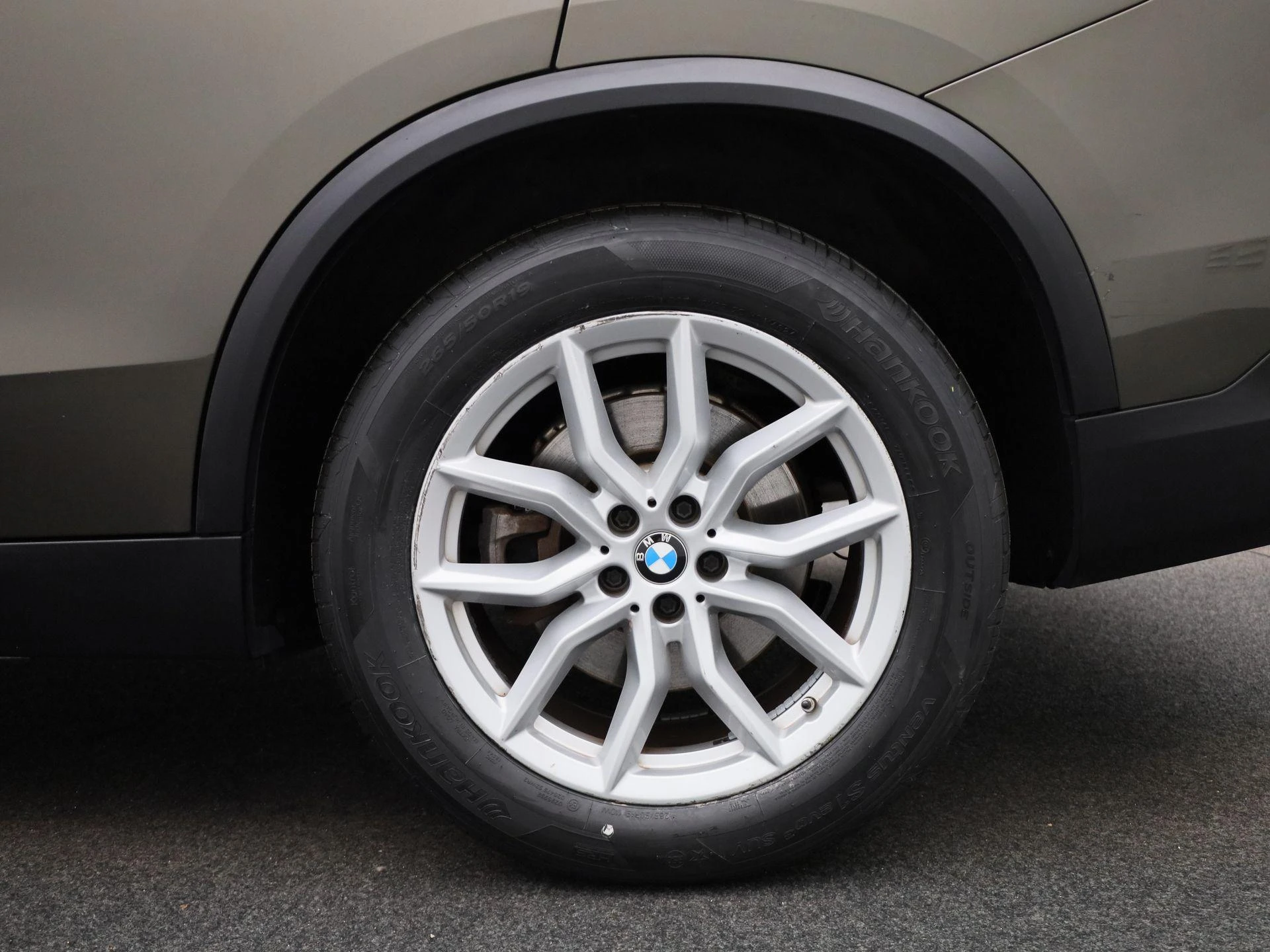 BMW-X5-image-12