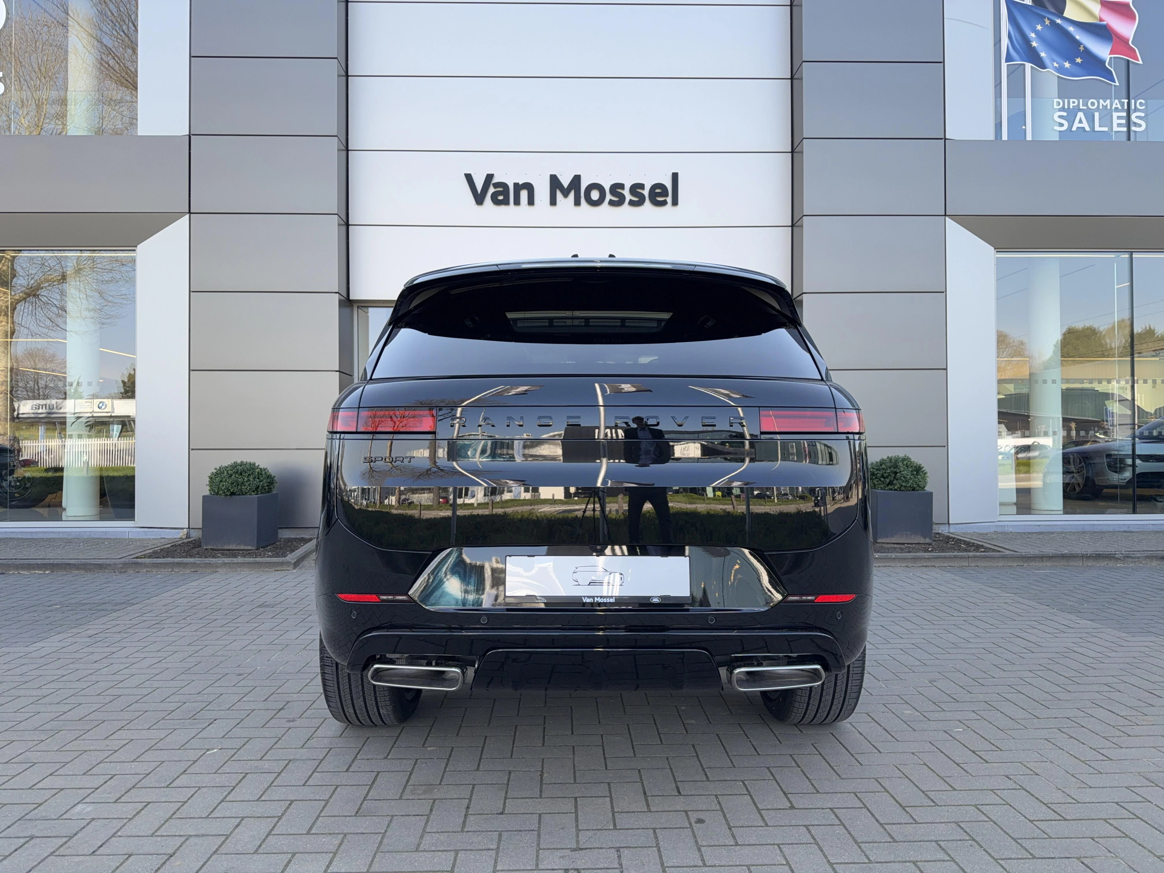 Land Rover-Range Rover Sport-image-4