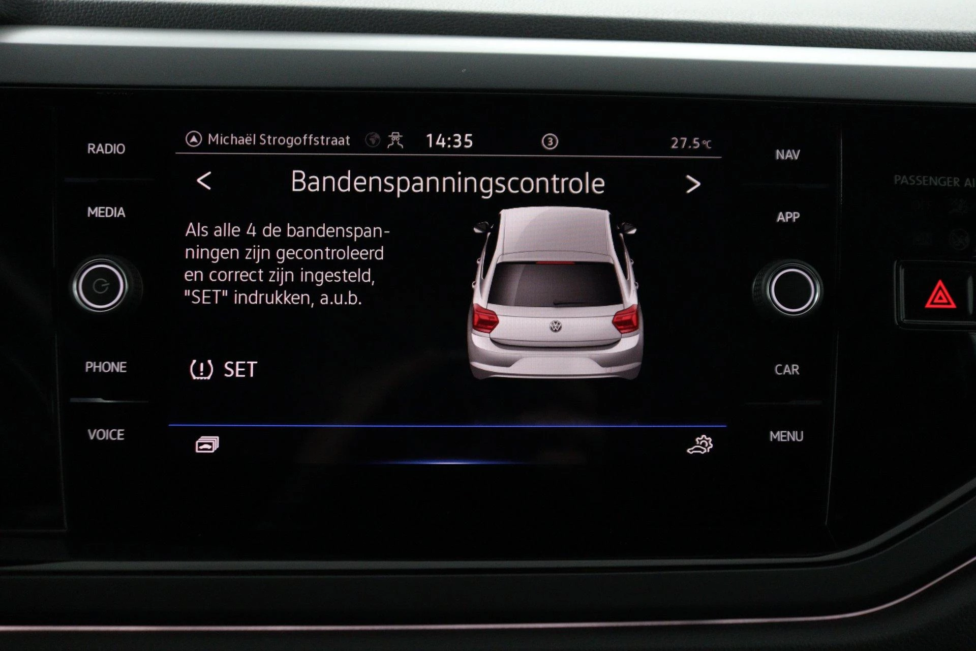 Volkswagen-Polo-image-51