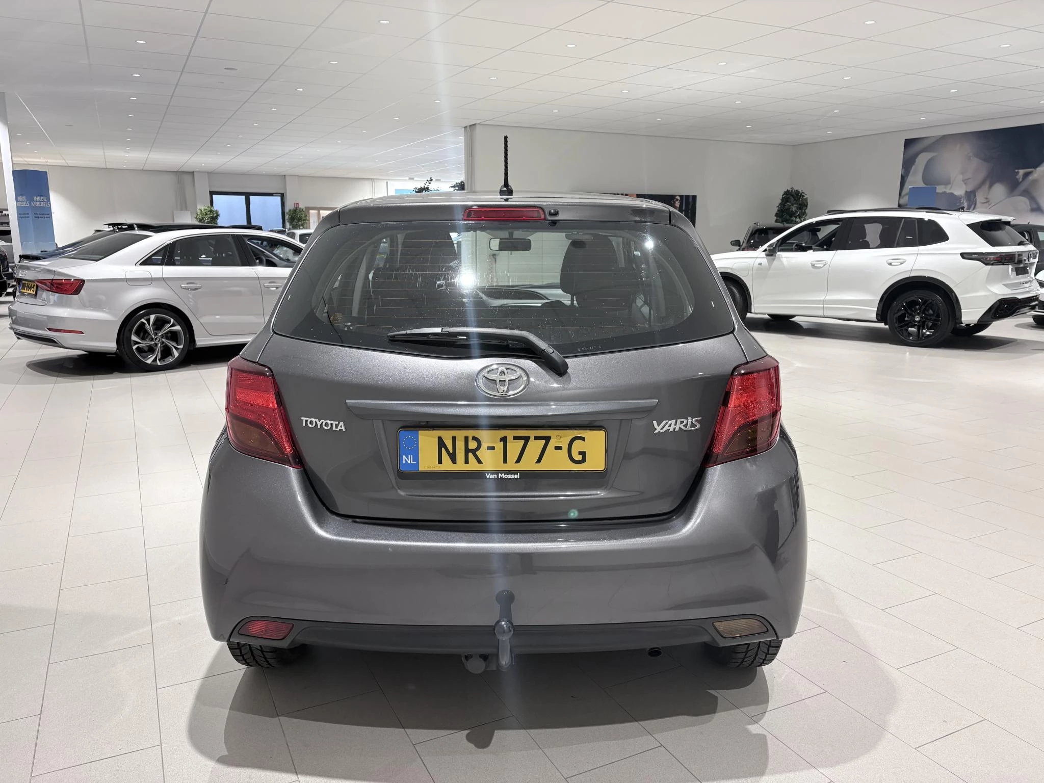 Toyota-Yaris-image-3