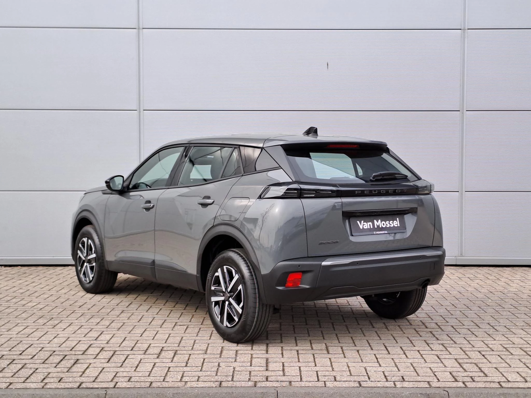 Peugeot-2008-image-7