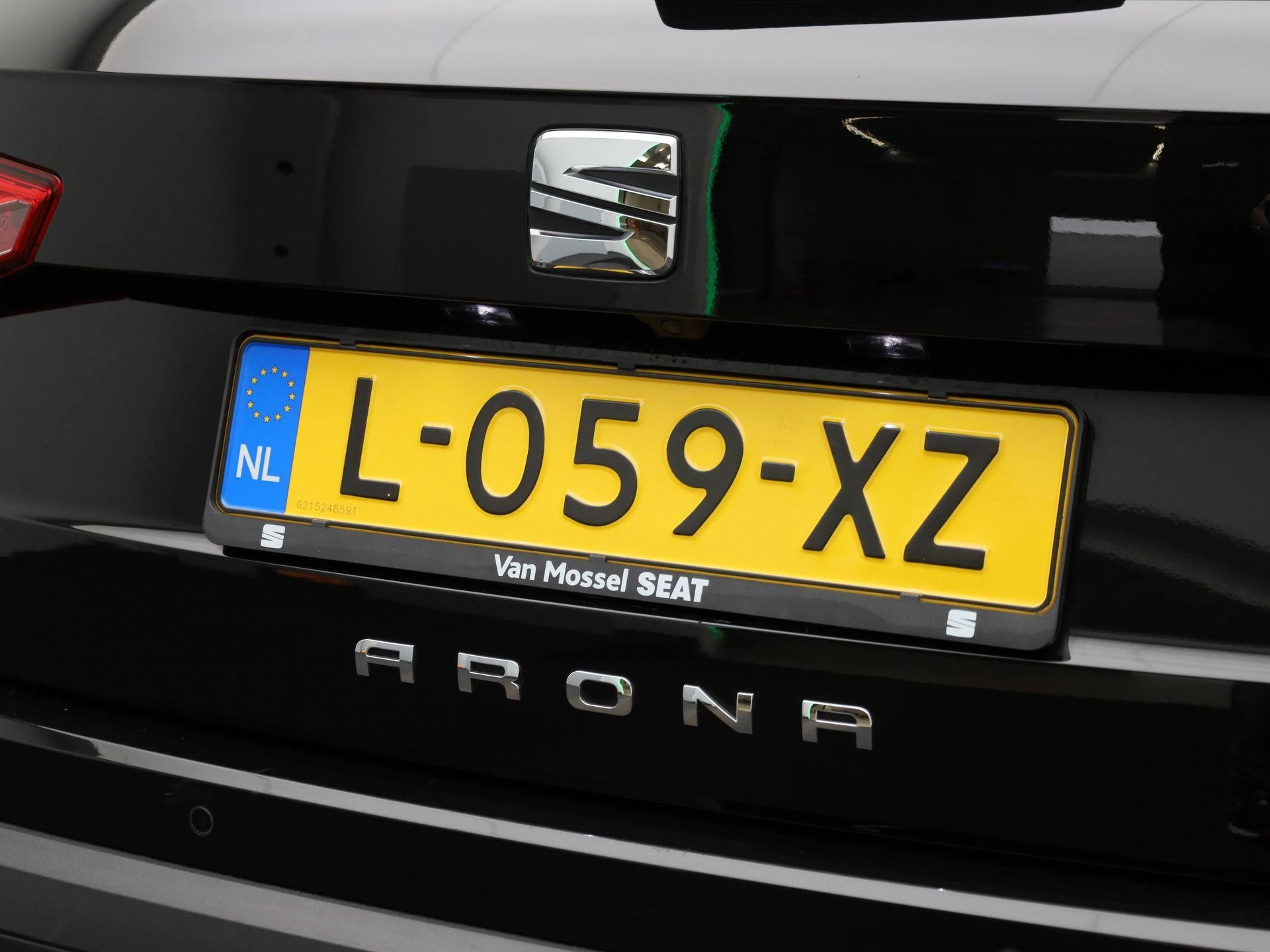 SEAT-Arona-image-37