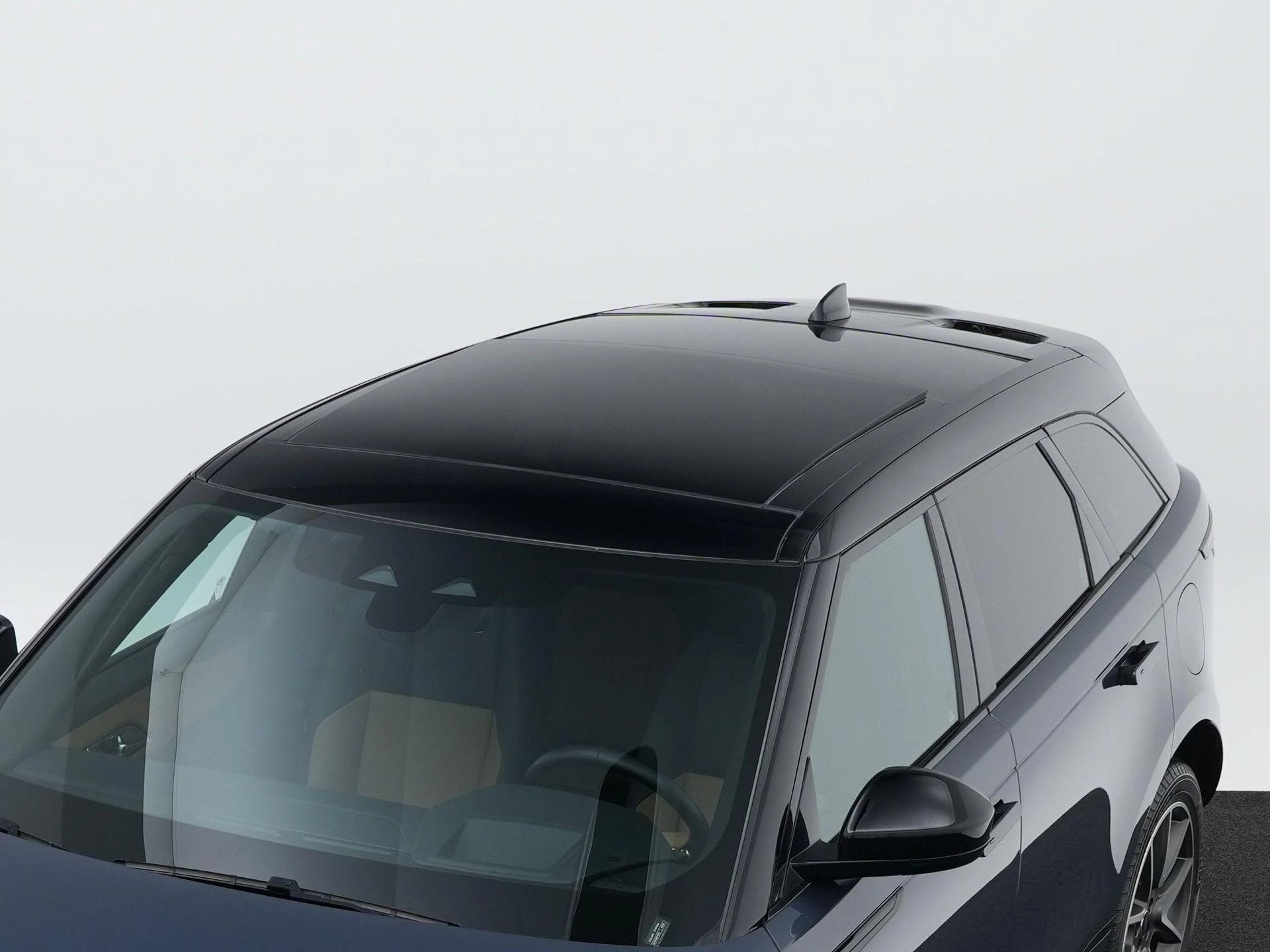 Land Rover-Range Rover Velar-image-49