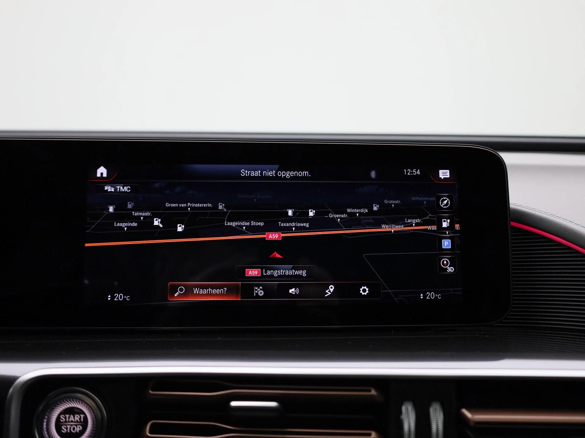 Mercedes-Benz-EQC-image-19