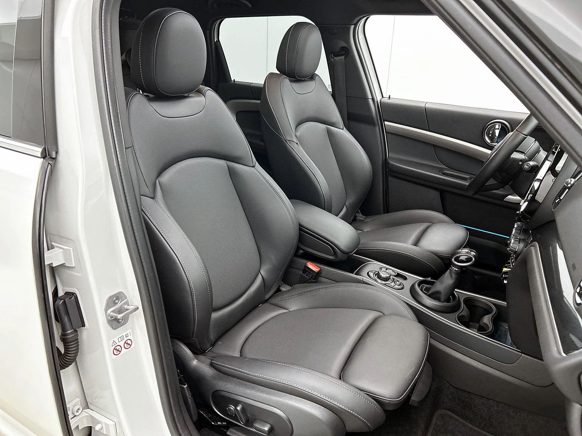 MINI-Countryman-image-12