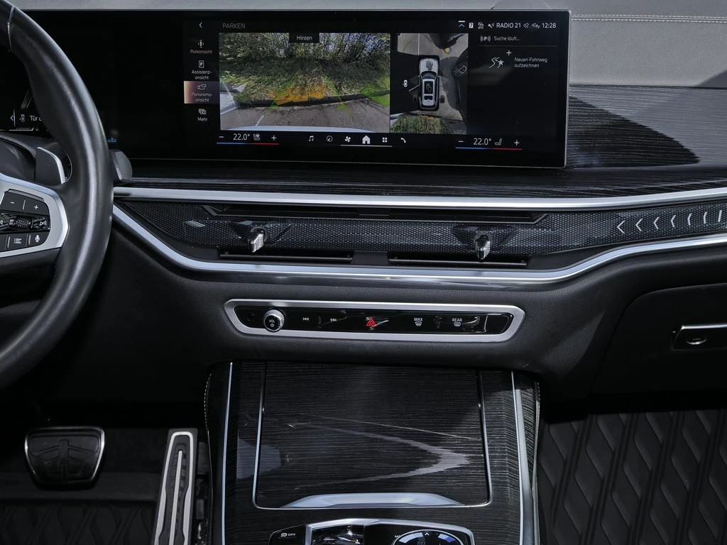 BMW-X7-image-8