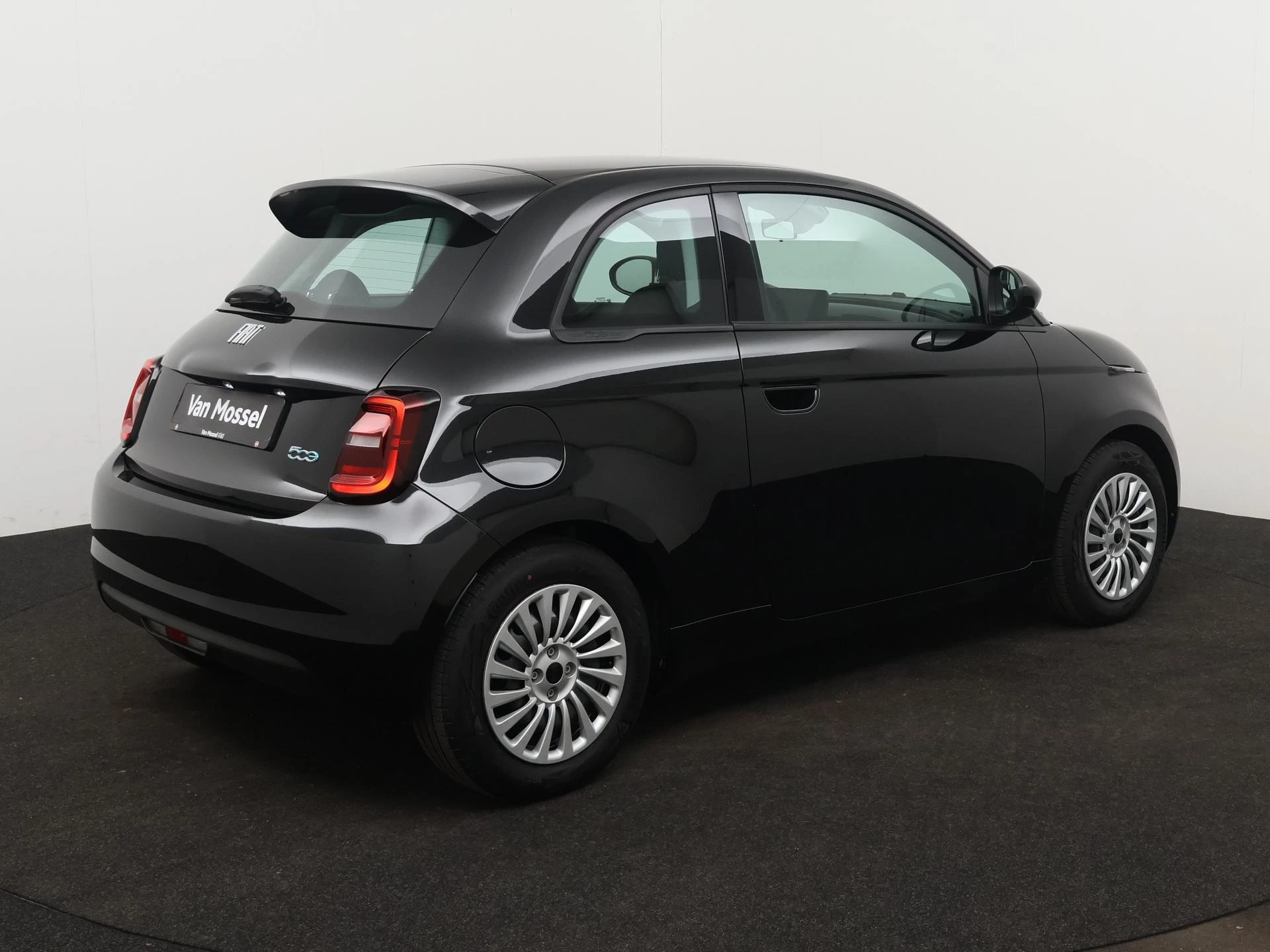 Fiat-500e-image-3