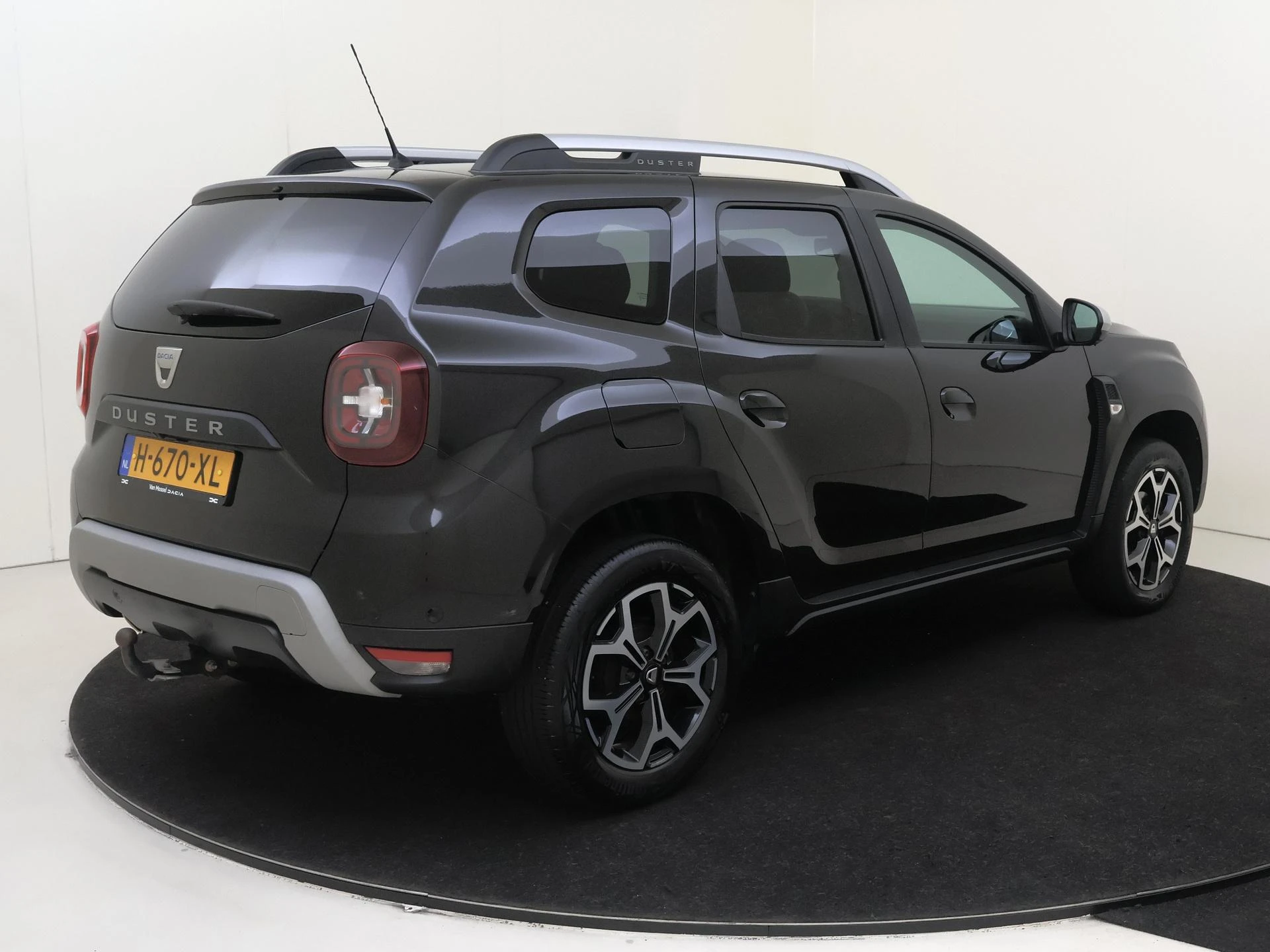 Dacia-Duster-image-6