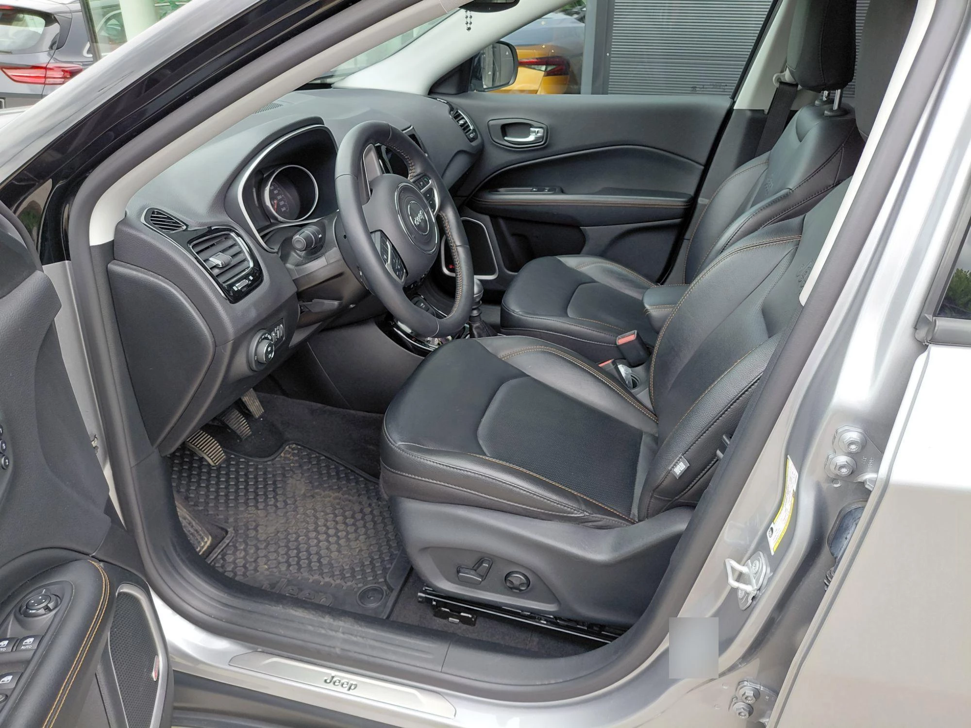Jeep Compass 1.4 Turbo MultiAir 103kW 4x2 Sport
