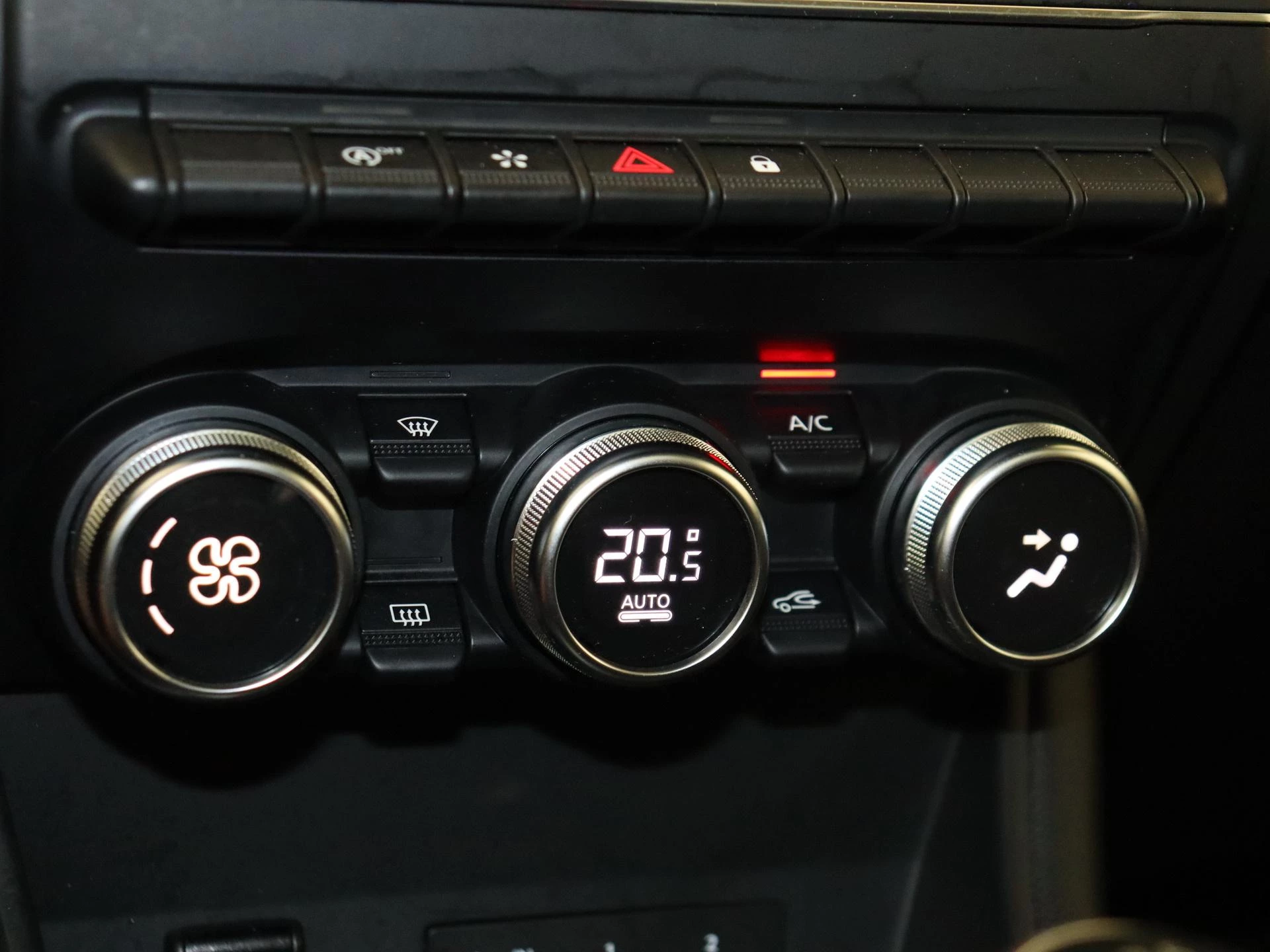 Renault-Captur-image-22