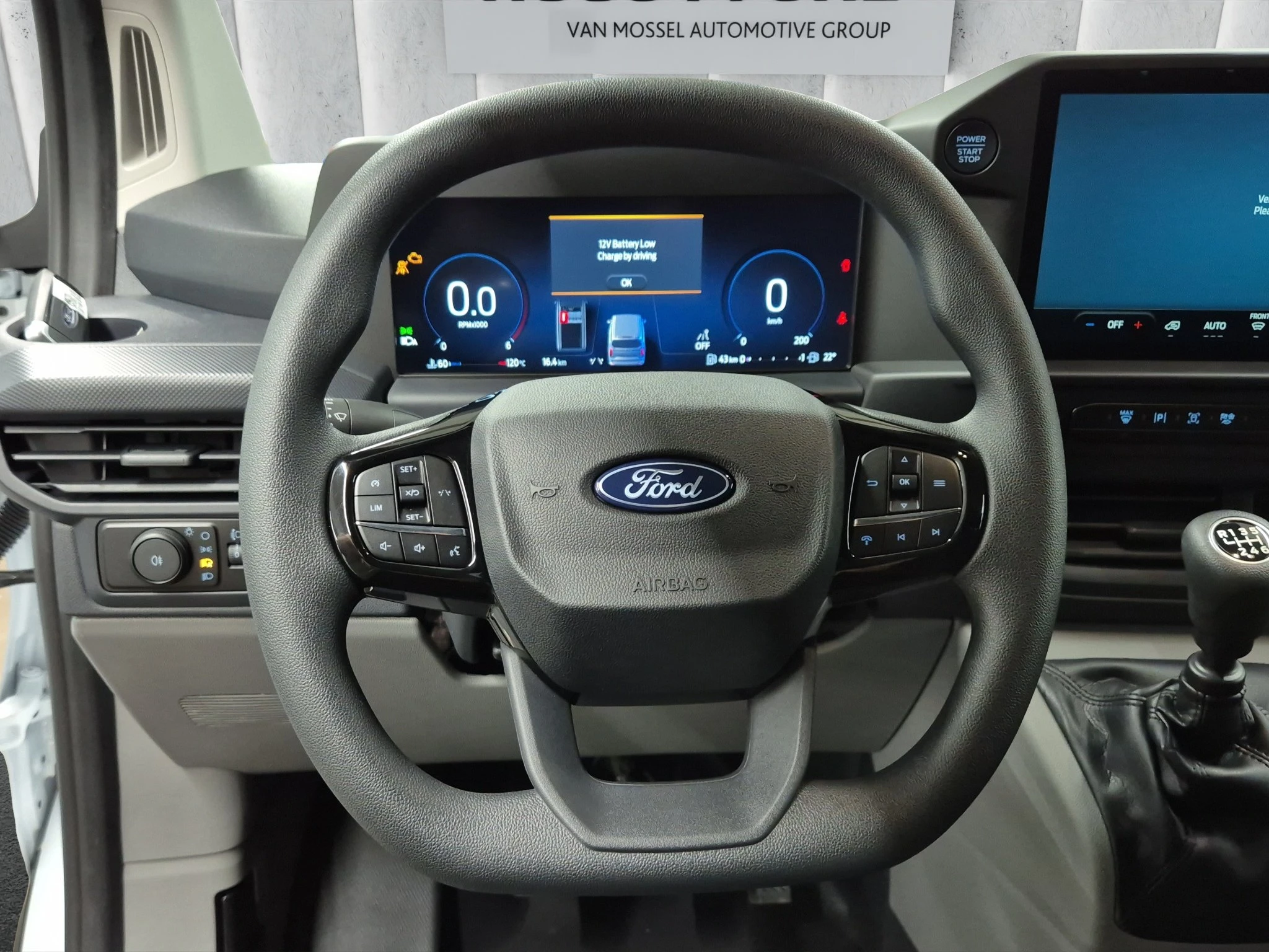 Ford-Transit Custom-image-12
