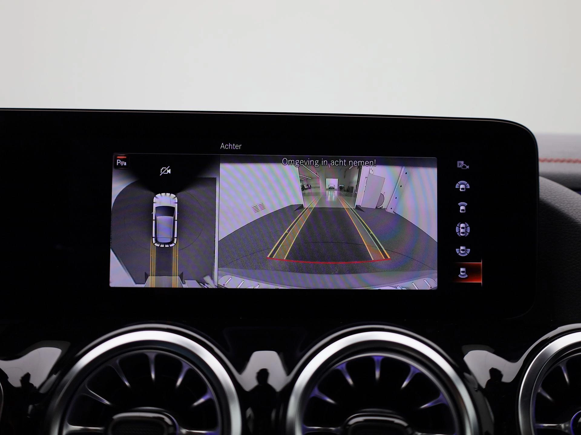 Mercedes-Benz-EQA-image-28