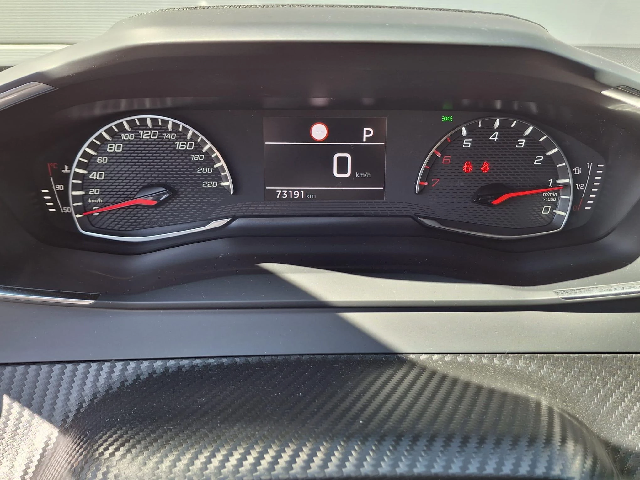 Peugeot-2008-image-11