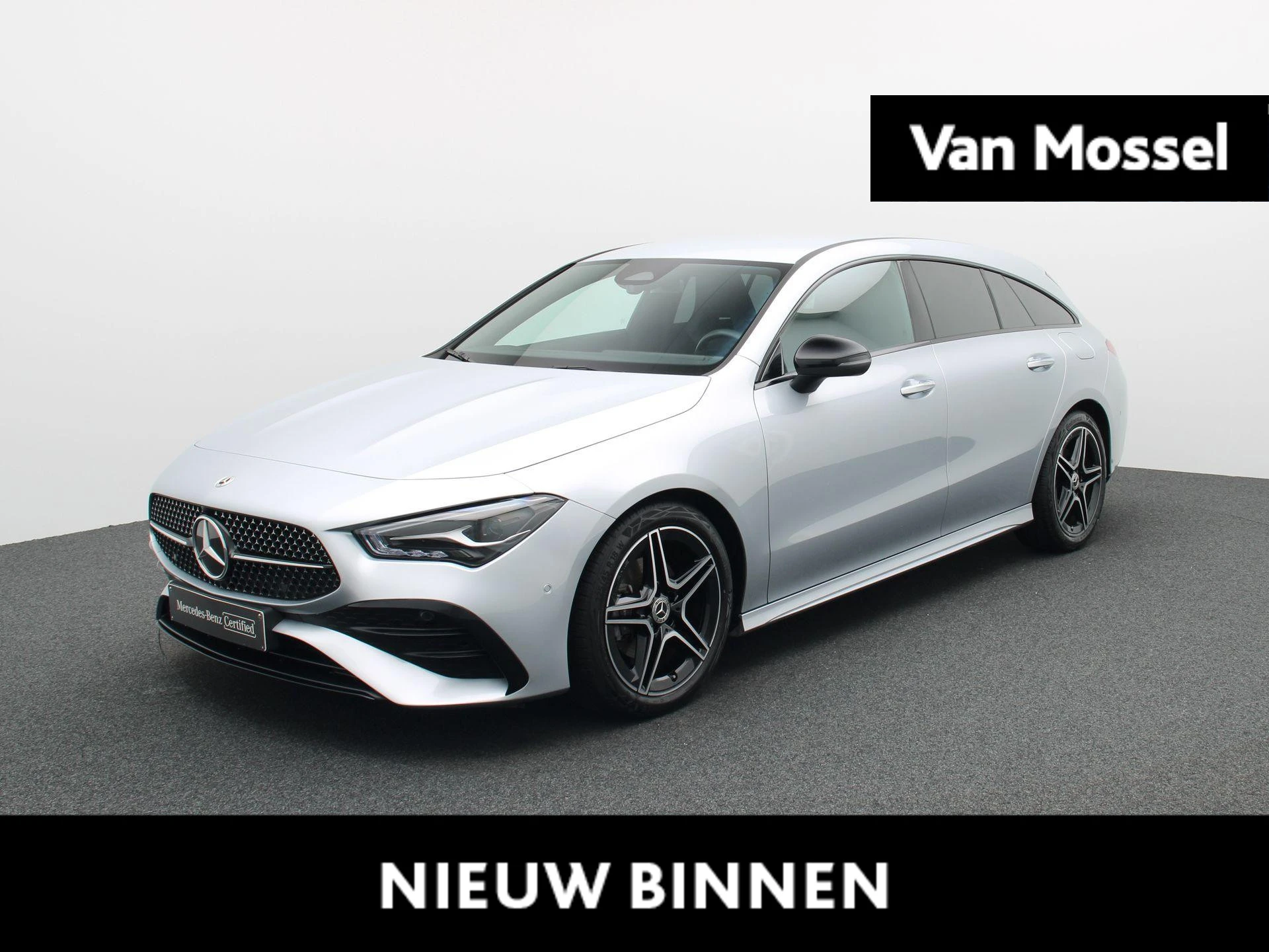 Mercedes-Benz-CLA-image-0