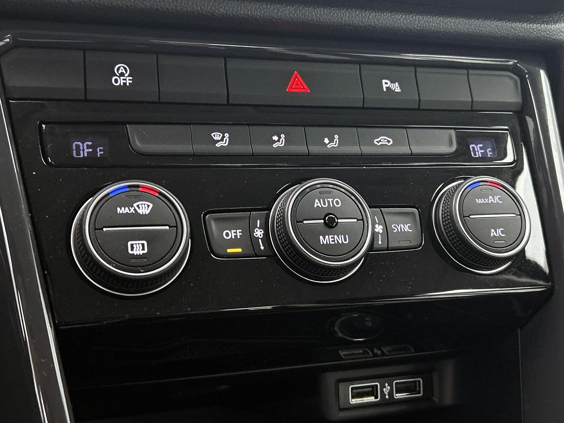 Volkswagen-T-Roc-image-23