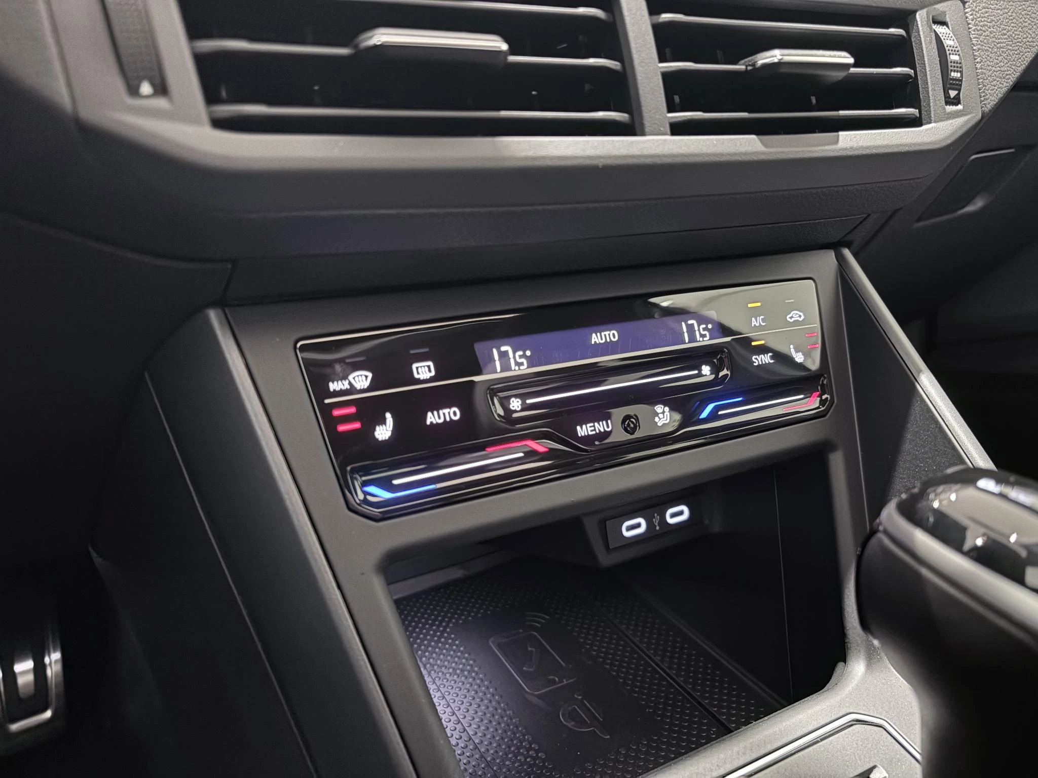 Volkswagen Polo 1.0 TSI R-Line Business