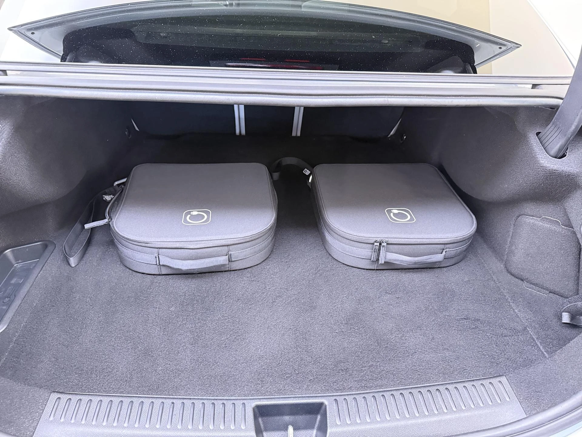 Mercedes-Benz-E-Klasse-image-29