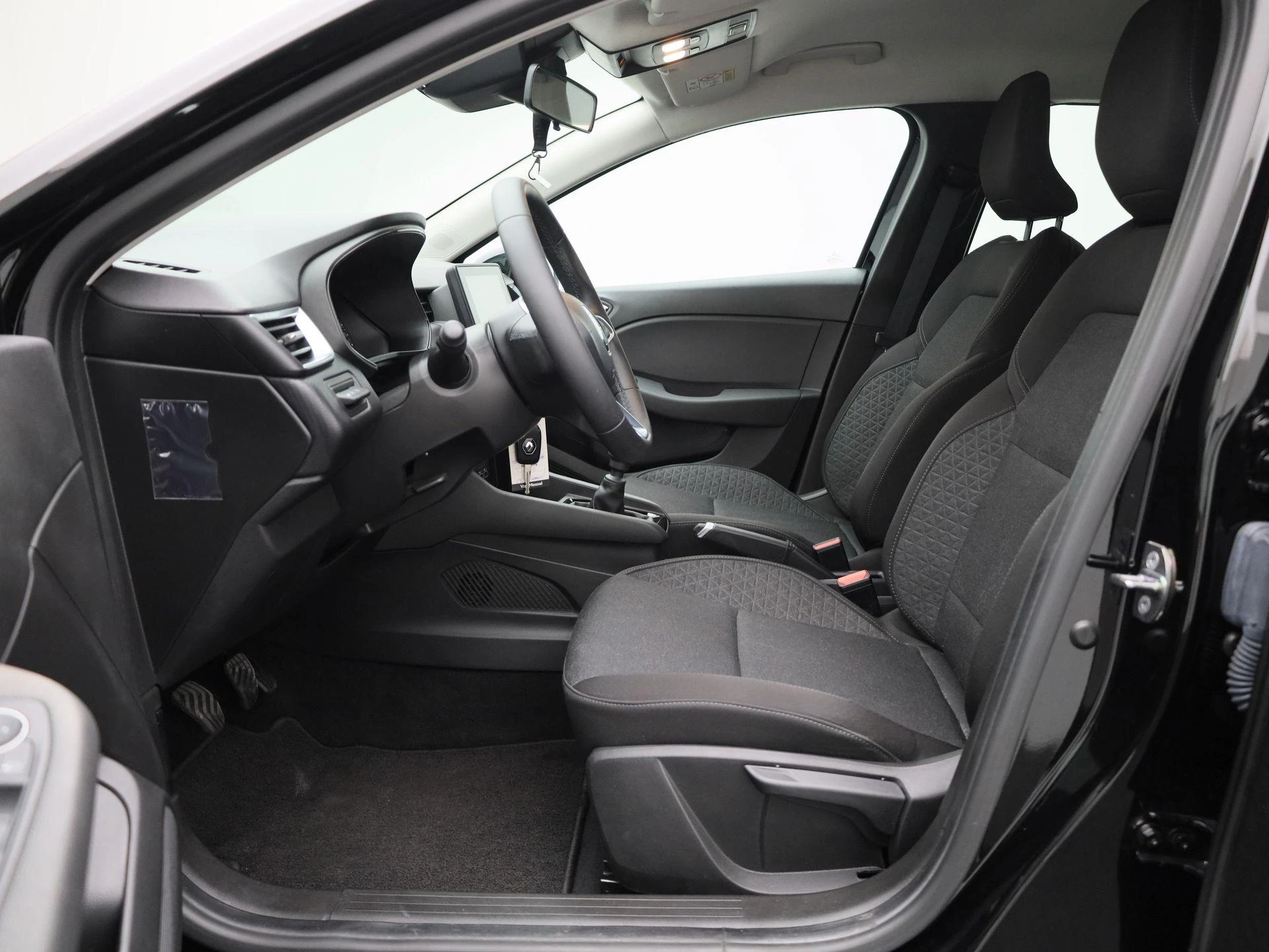 Renault-Clio-image-10