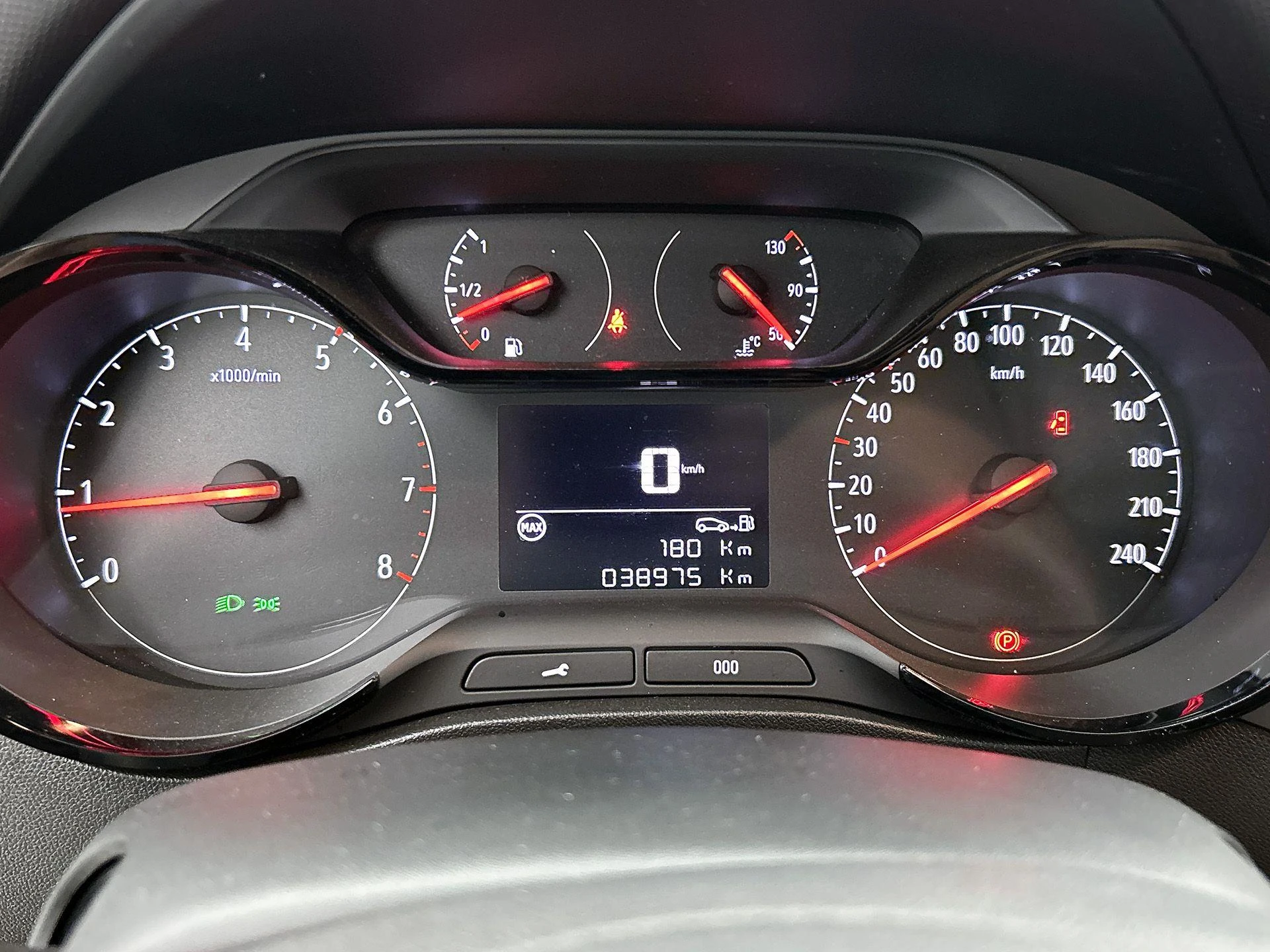 Opel-Crossland-image-18