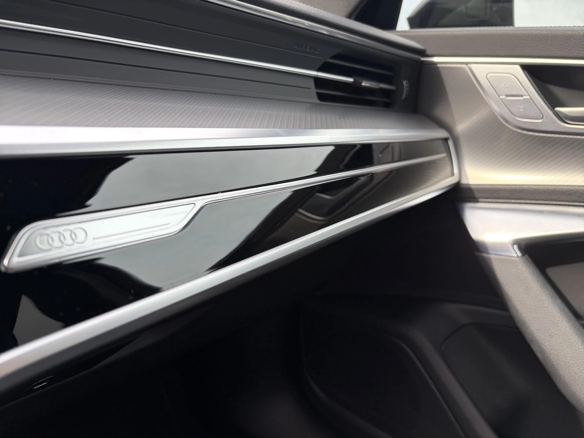 Audi-A6-image-9