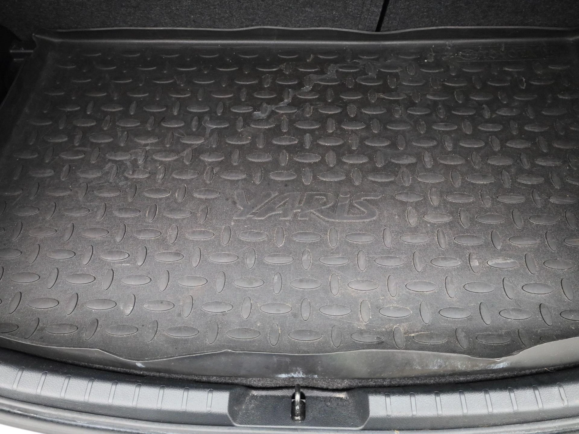 Toyota-Yaris-image-11