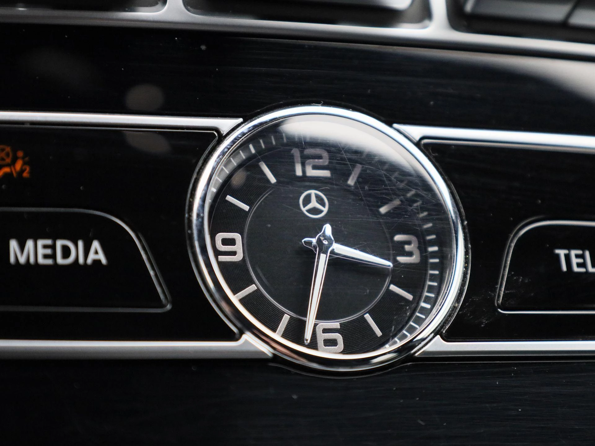 Mercedes-Benz-E-Klasse-image-31