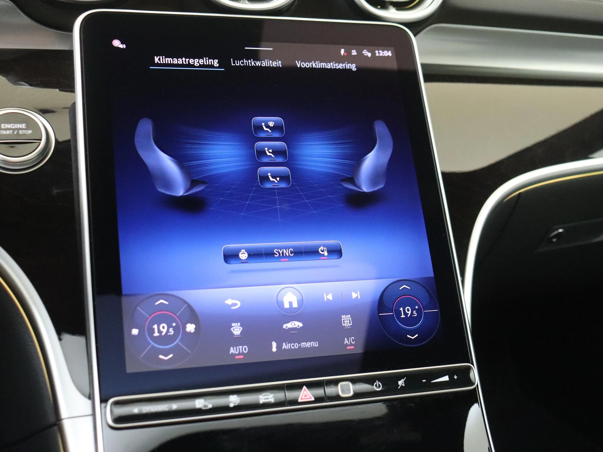 Mercedes-Benz-C-Klasse-image-18