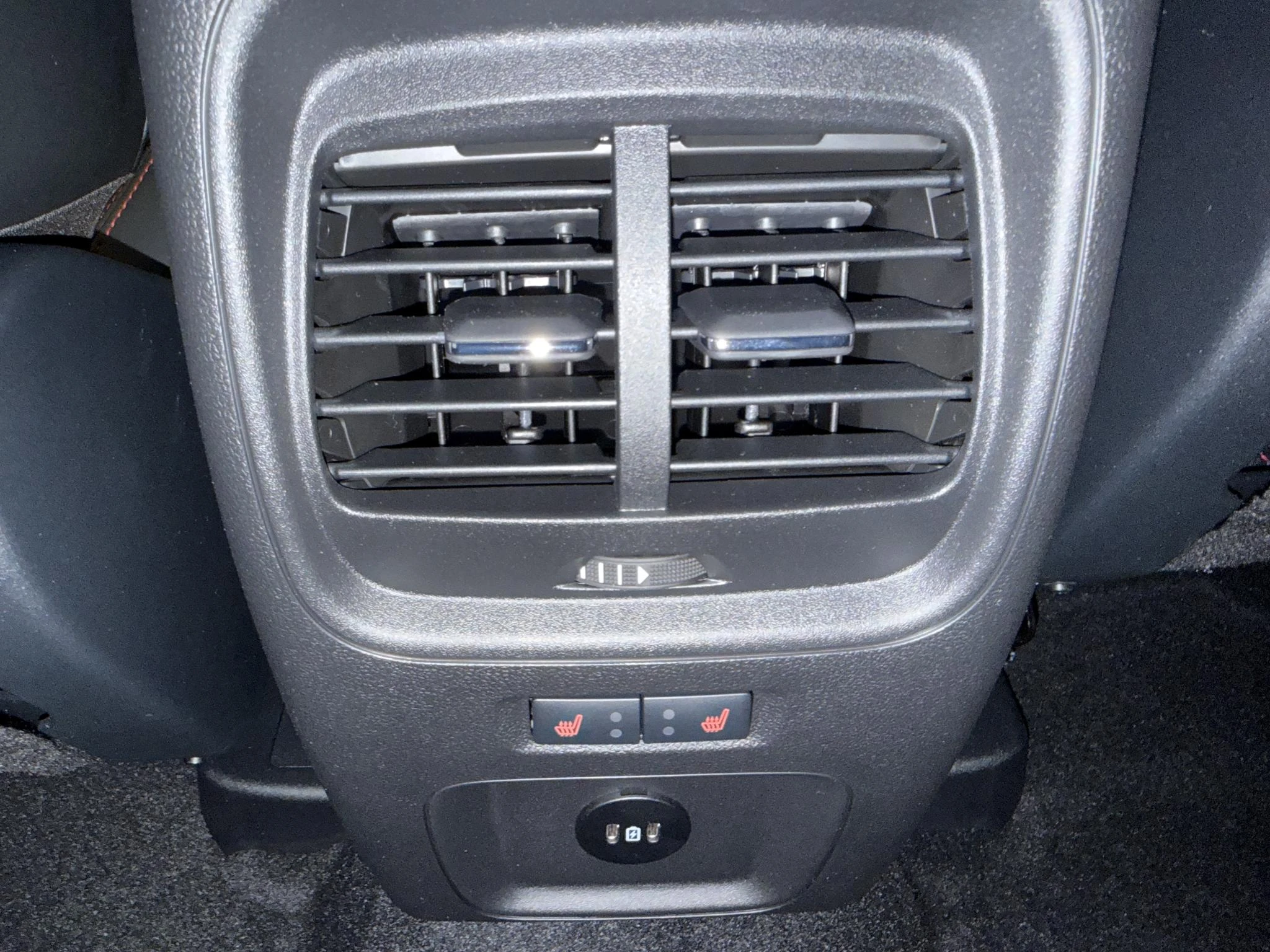 Ford-Kuga-image-26