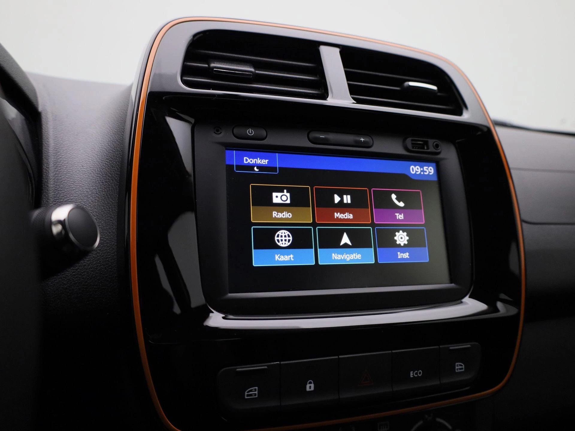 Dacia-Spring-image-22