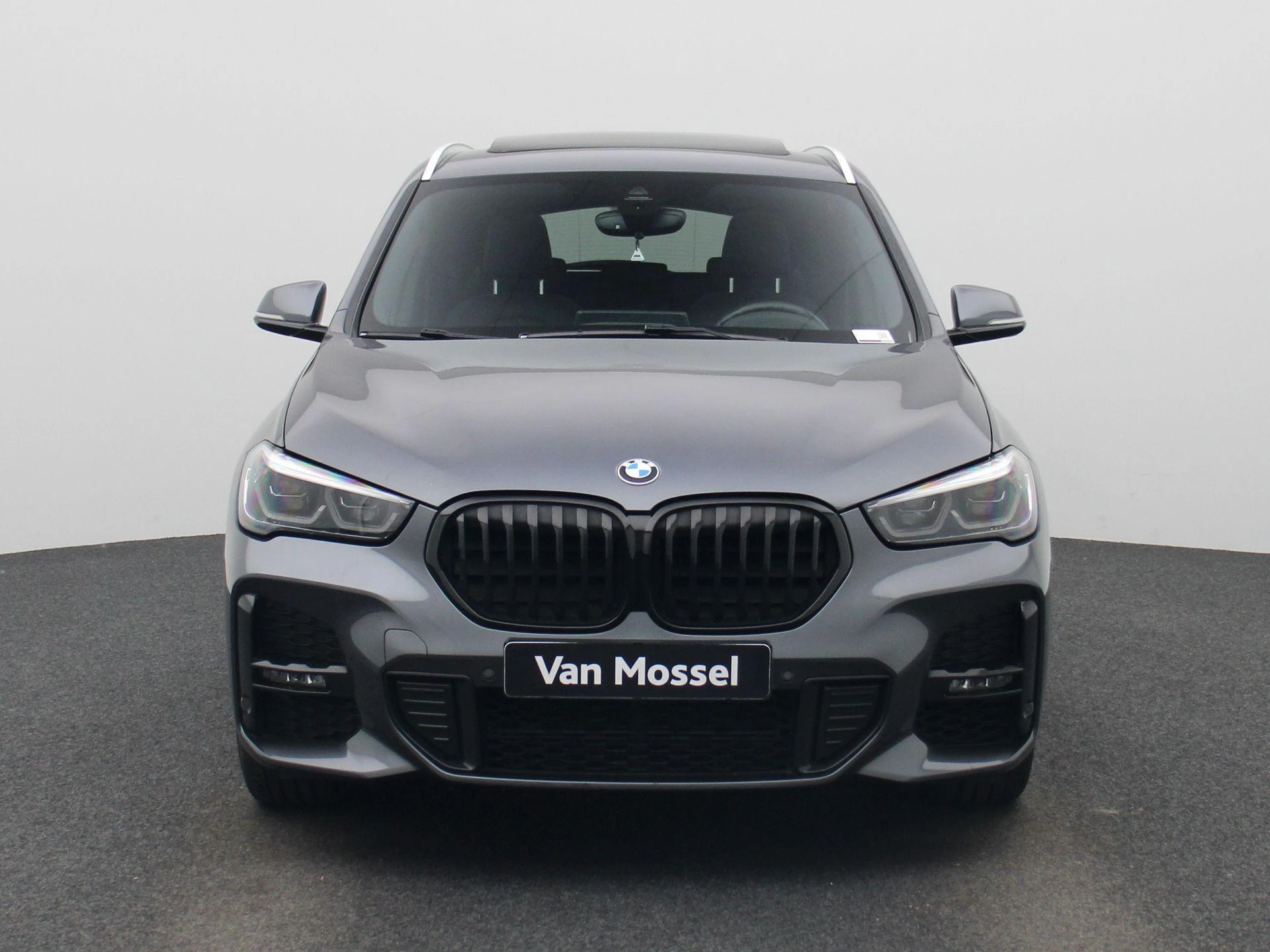 BMW-X1-image-4