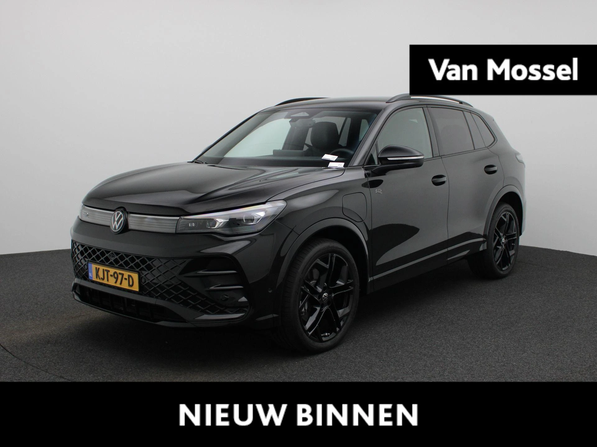 Volkswagen-Tiguan-image-0